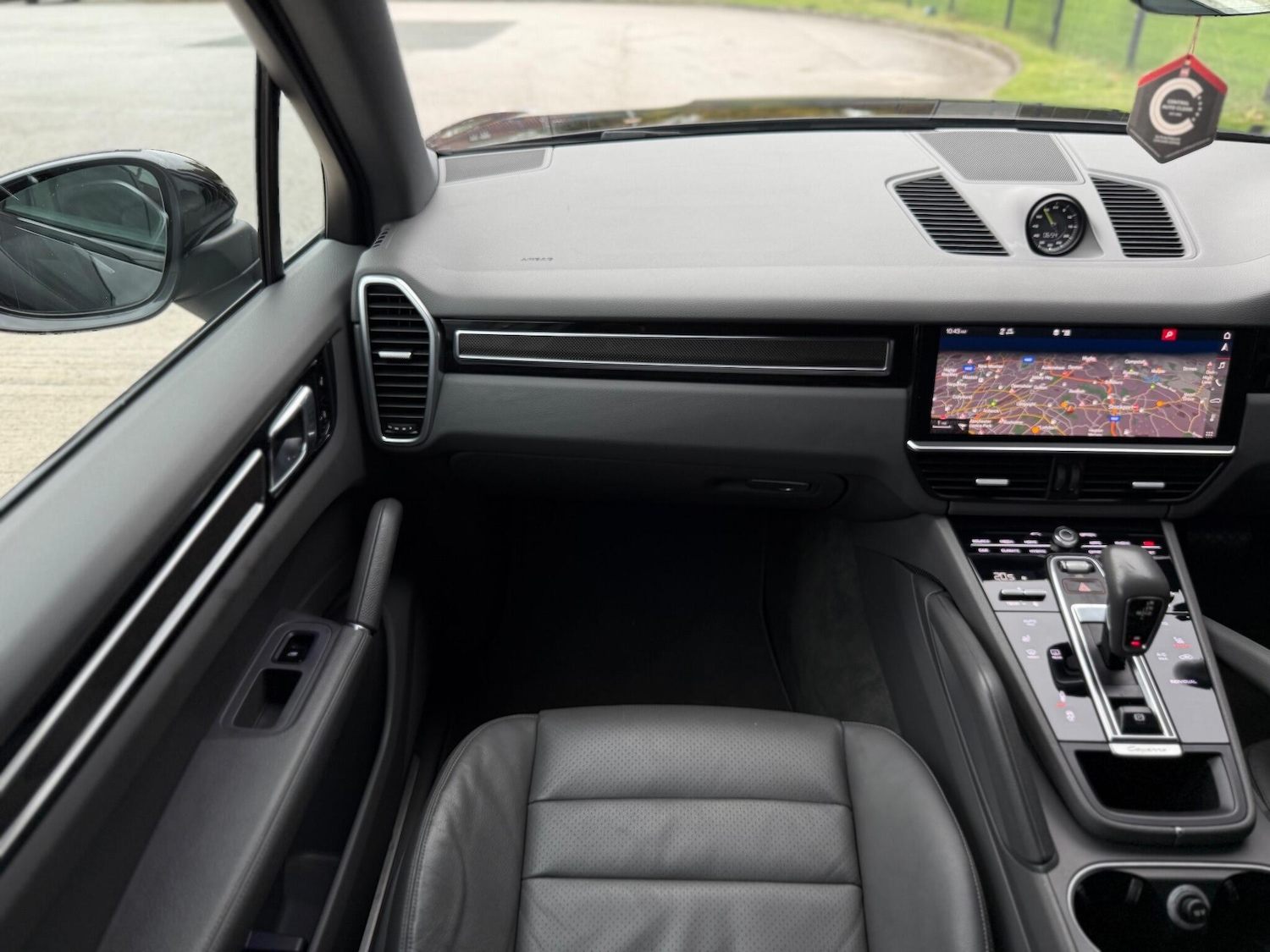 Used Porsche Cayenne 2018 for sale - 76561358: Photo 25