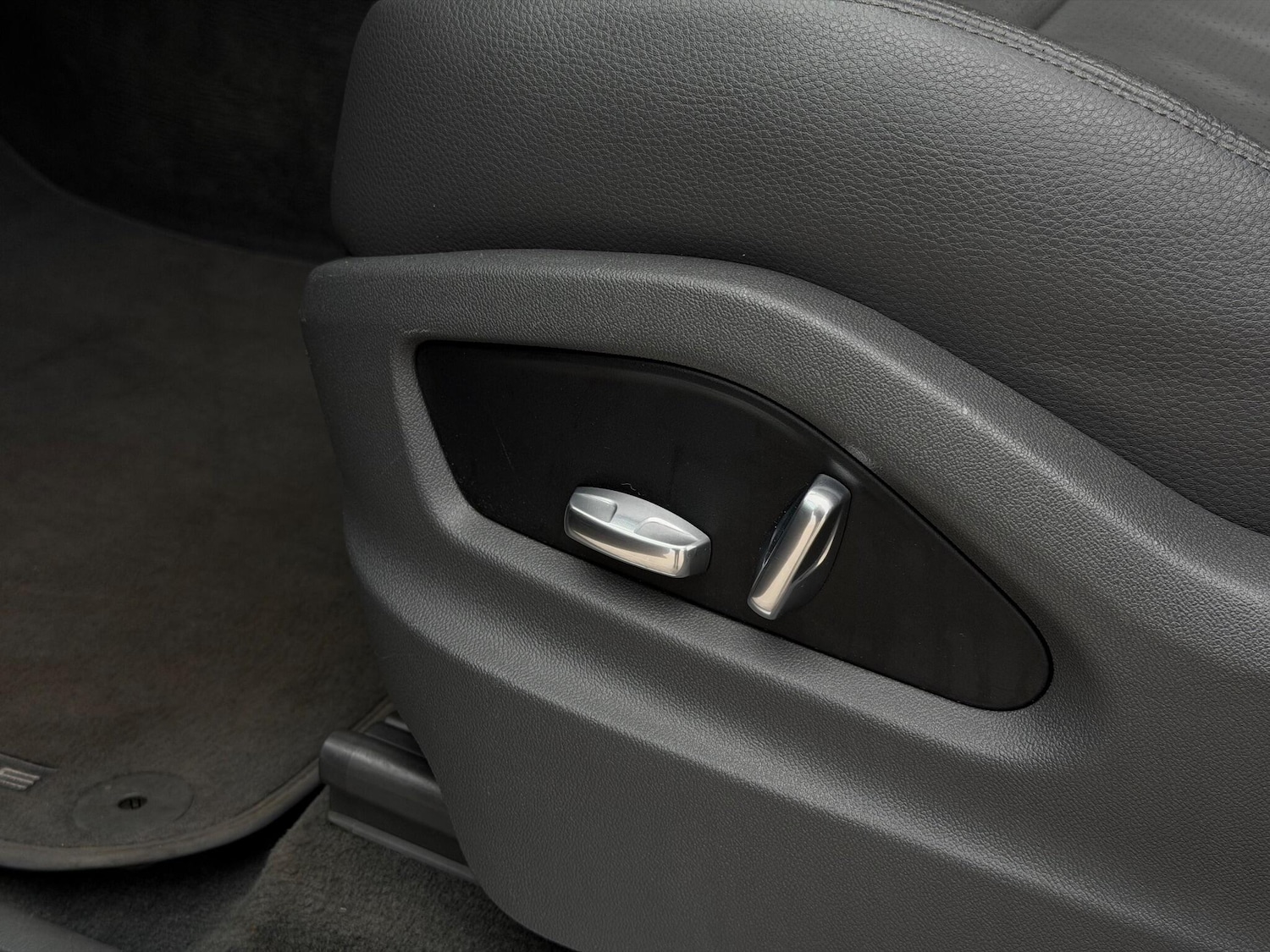 Used Porsche Cayenne 2018 for sale - 76561358: Photo 29