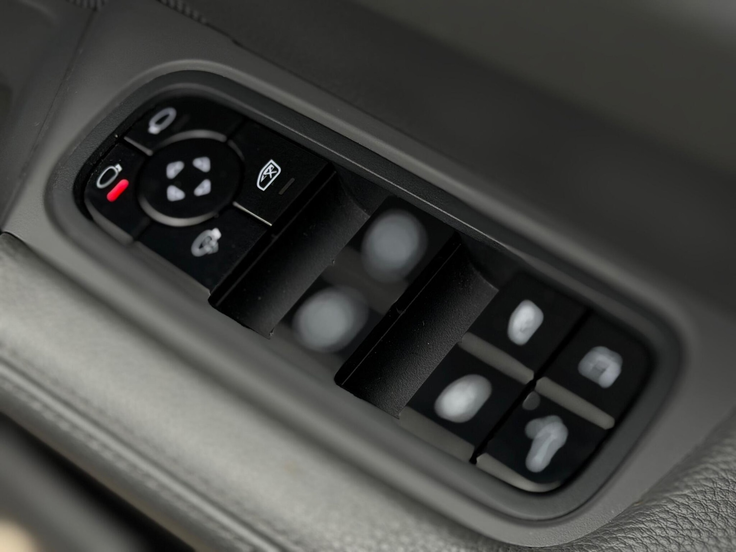 Used Porsche Cayenne 2018 for sale - 76561358: Photo 32