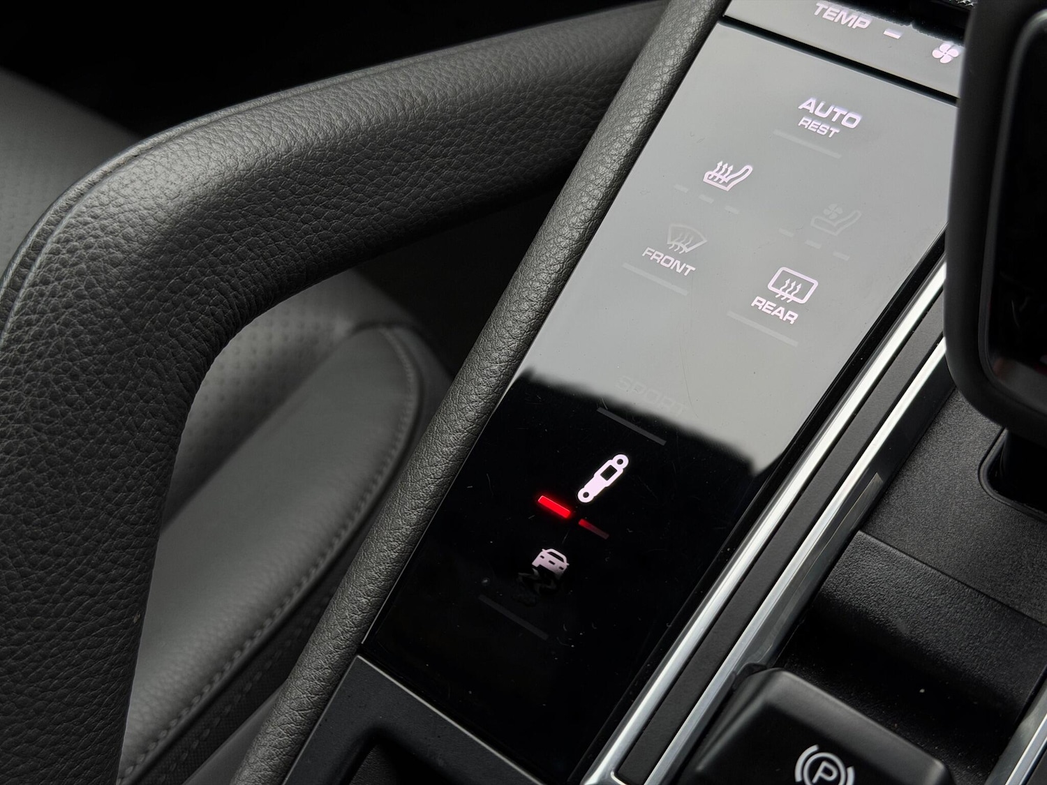 Used Porsche Cayenne 2018 for sale - 76561358: Photo 34