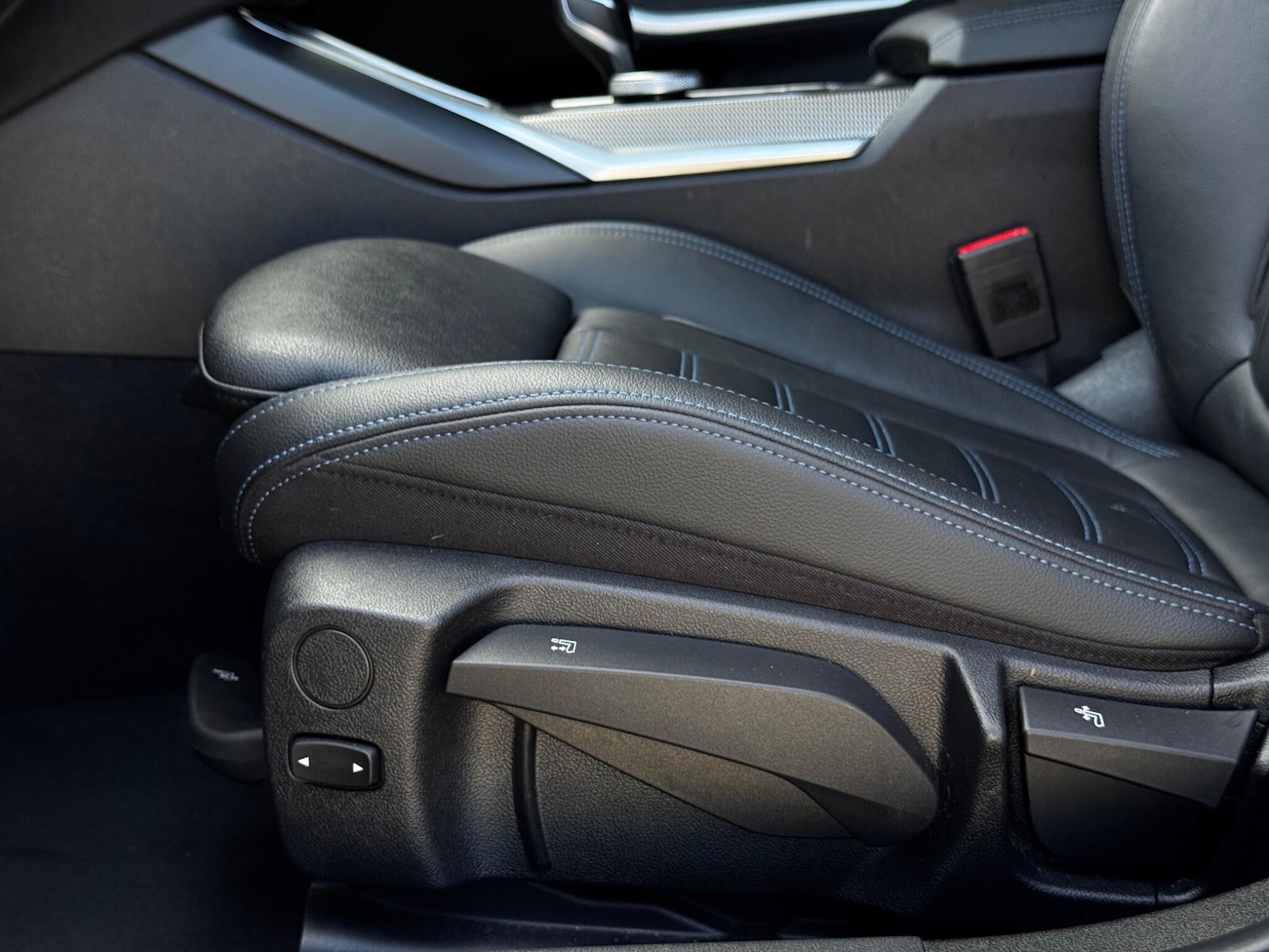 Used BMW 3 Series 2020 for sale - 76562501: Photo 26