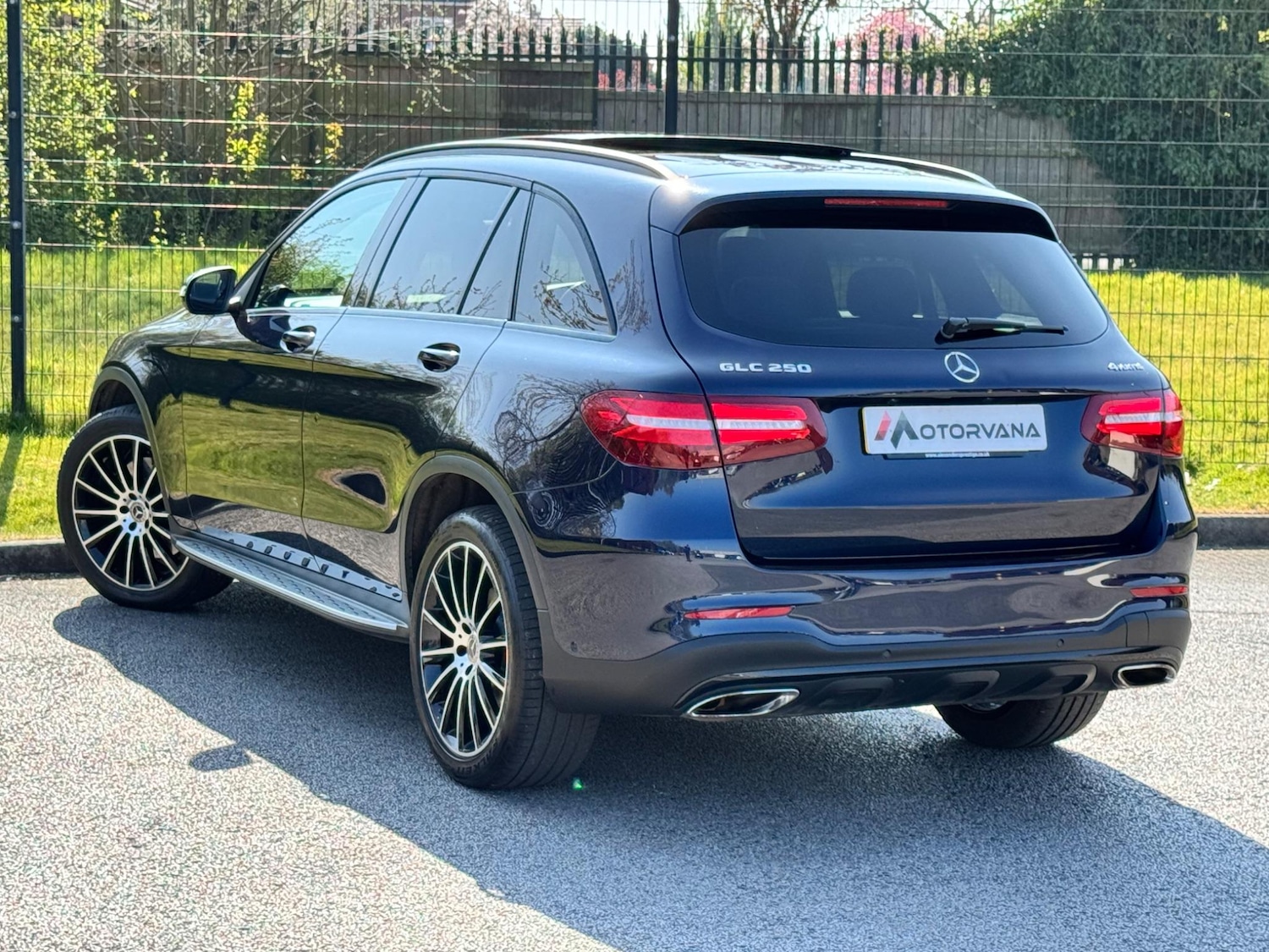 Used Mercedes-Benz GLC 2019 for sale - 76562315: Photo 12