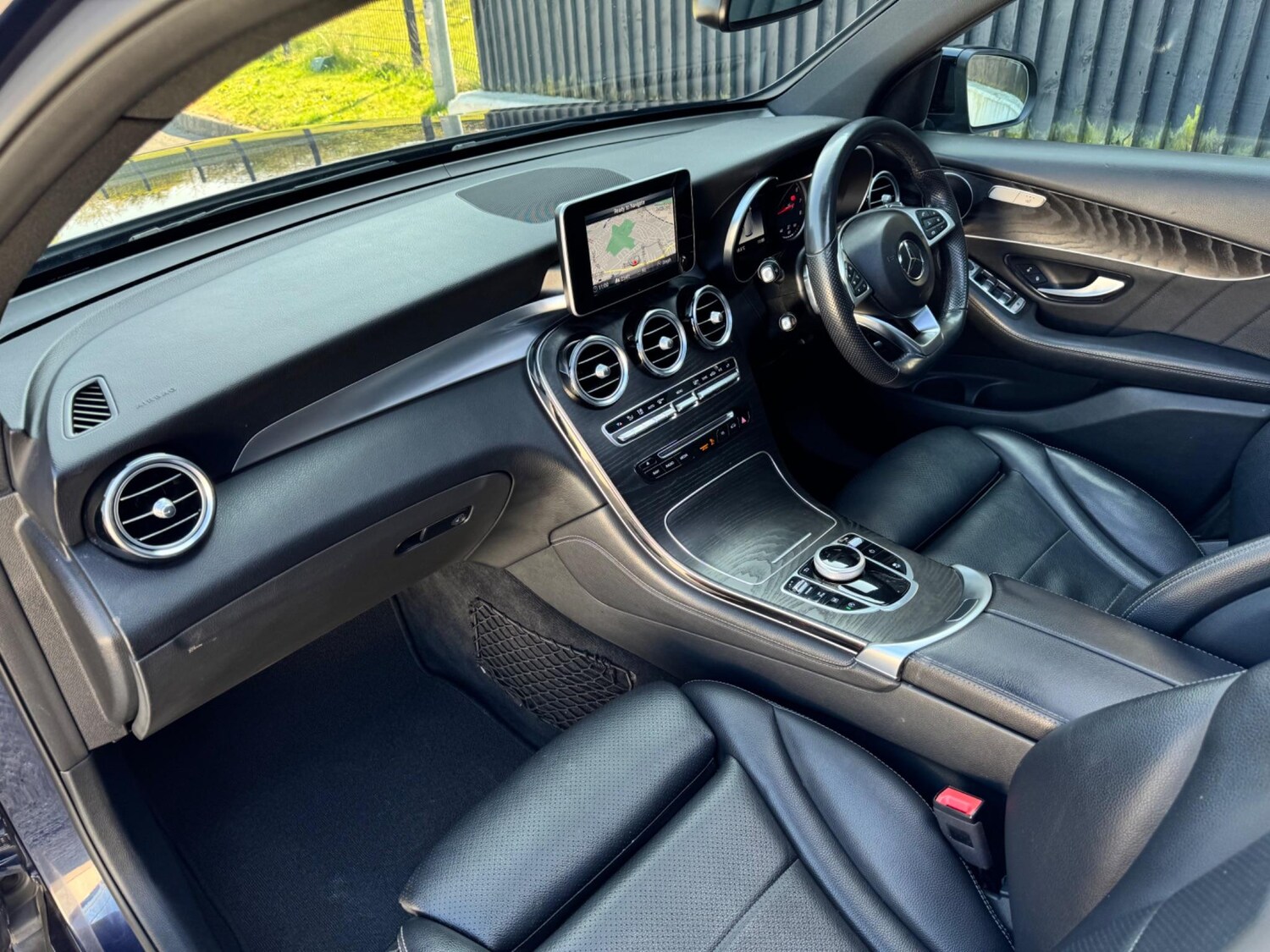 Used Mercedes-Benz GLC 2019 for sale - 76562315: Photo 17