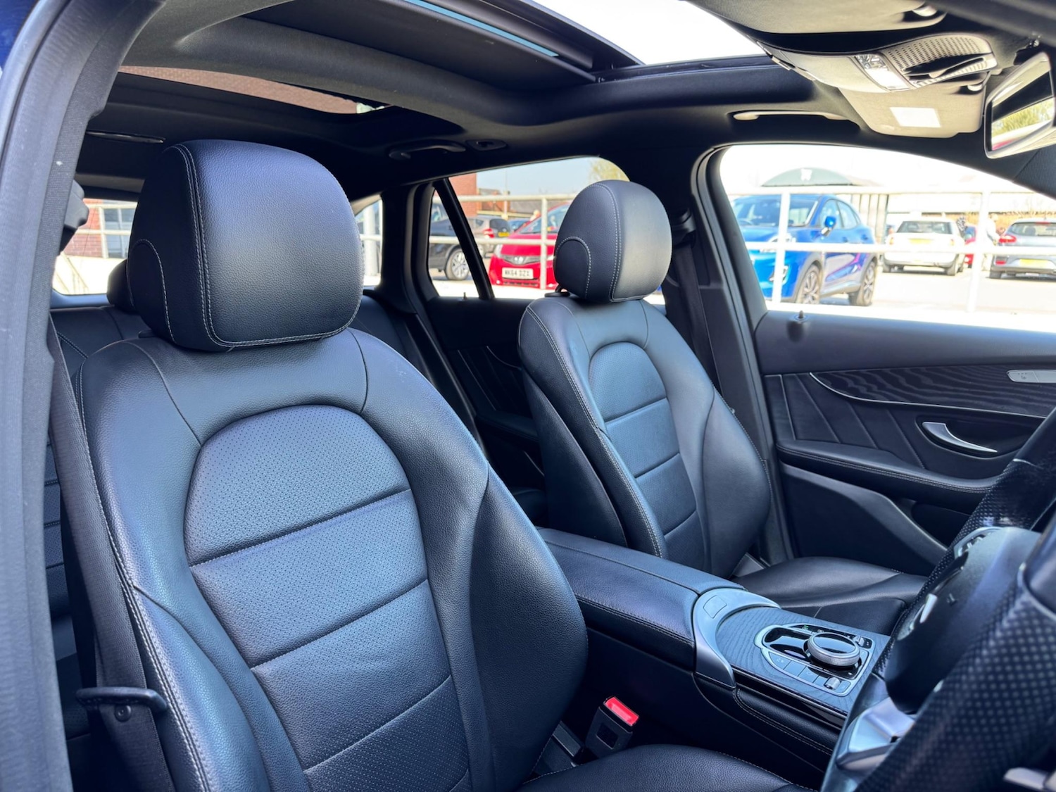 Used Mercedes-Benz GLC 2019 for sale - 76562315: Photo 21