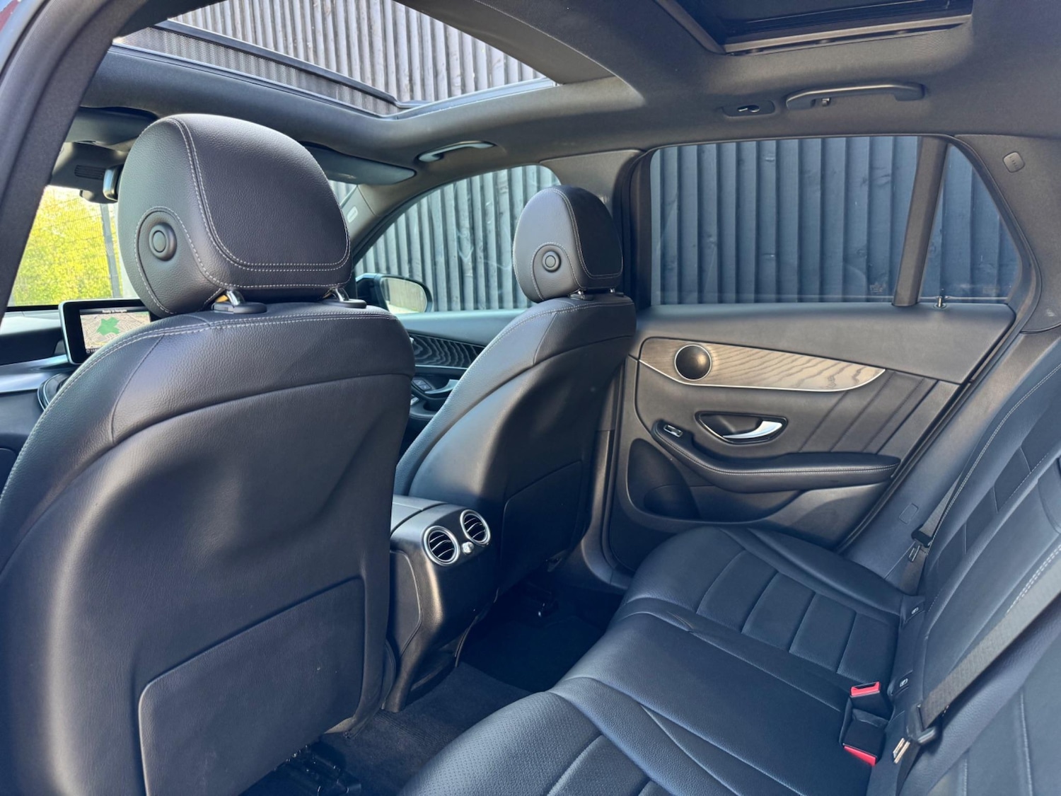 Used Mercedes-Benz GLC 2019 for sale - 76562315: Photo 22