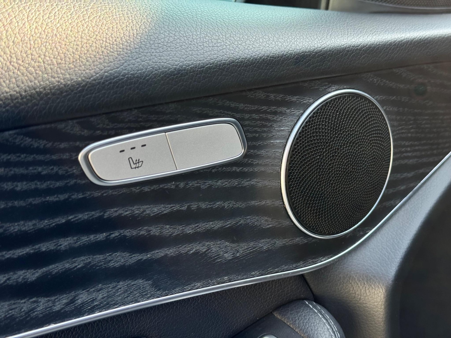 Used Mercedes-Benz GLC 2019 for sale - 76562315: Photo 24