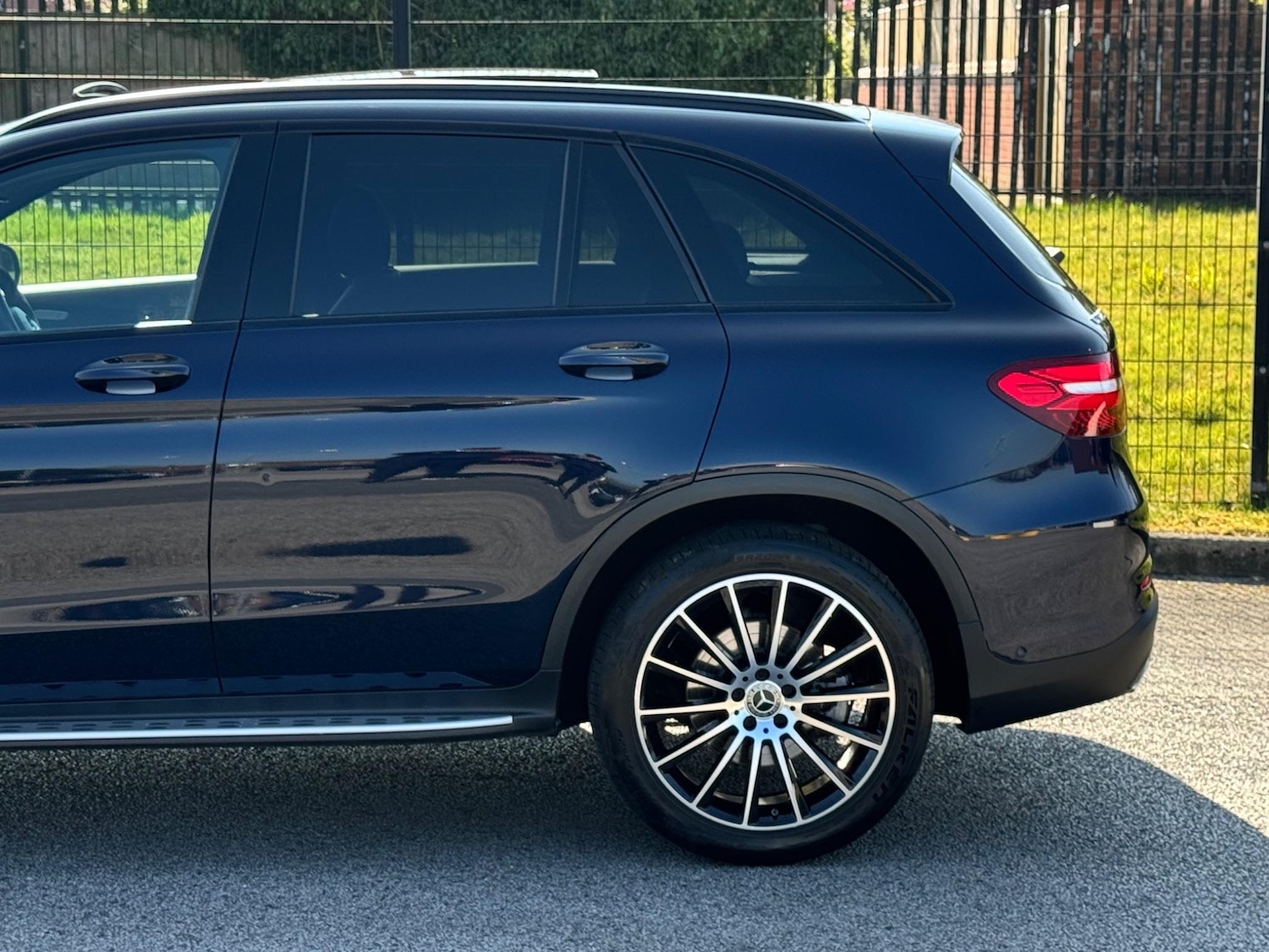 Used Mercedes-Benz GLC 2019 for sale - 76562315: Photo 31