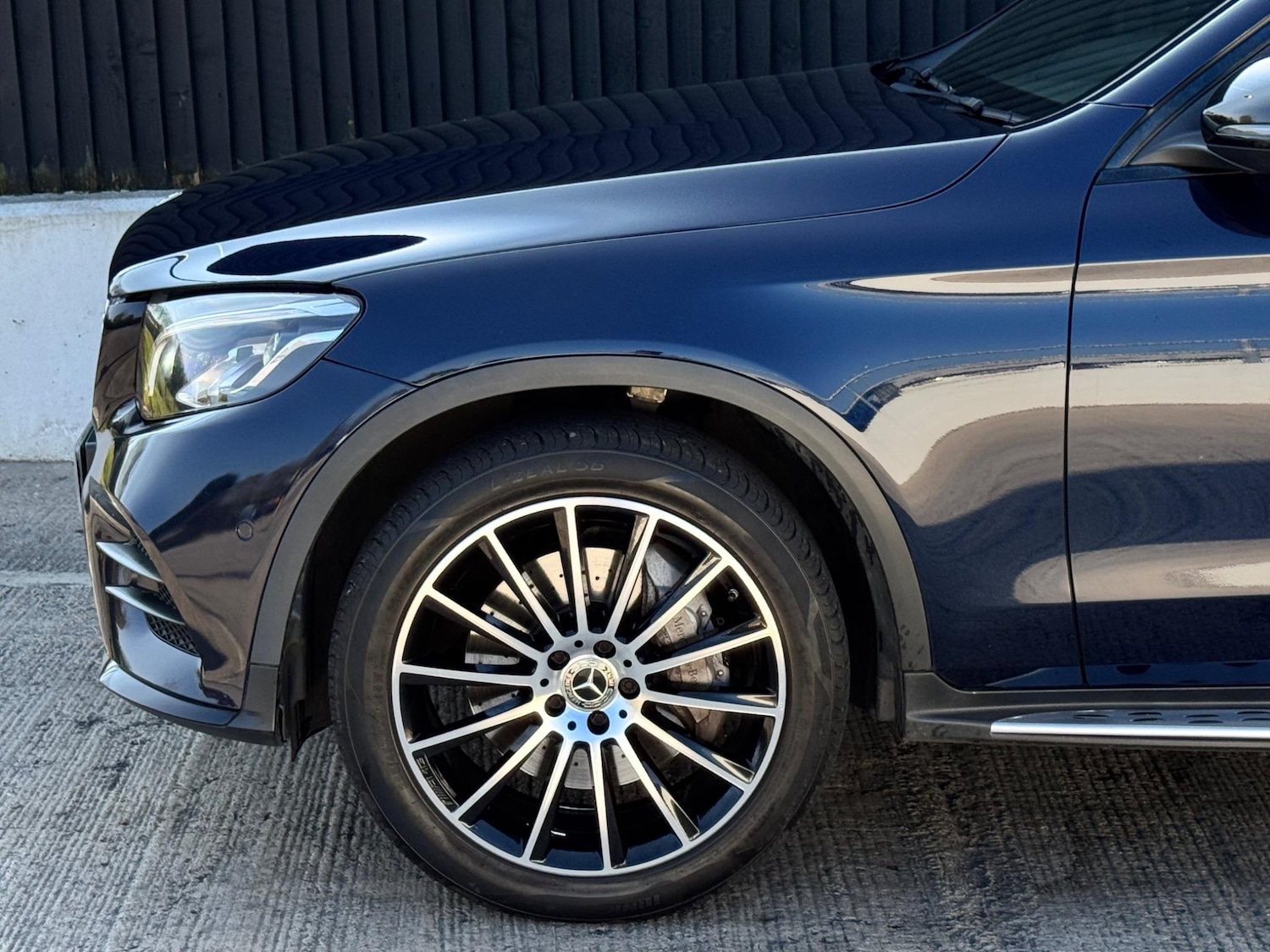 Used Mercedes-Benz GLC 2019 for sale - 76562315: Photo 32