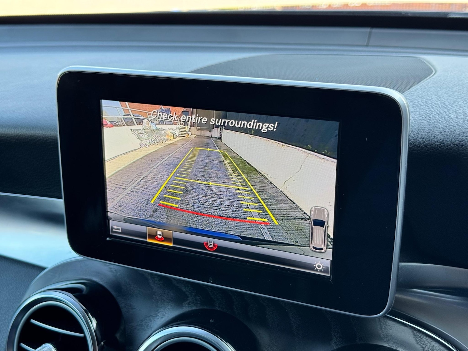 Used Mercedes-Benz GLC 2019 for sale - 76562315: Photo 43