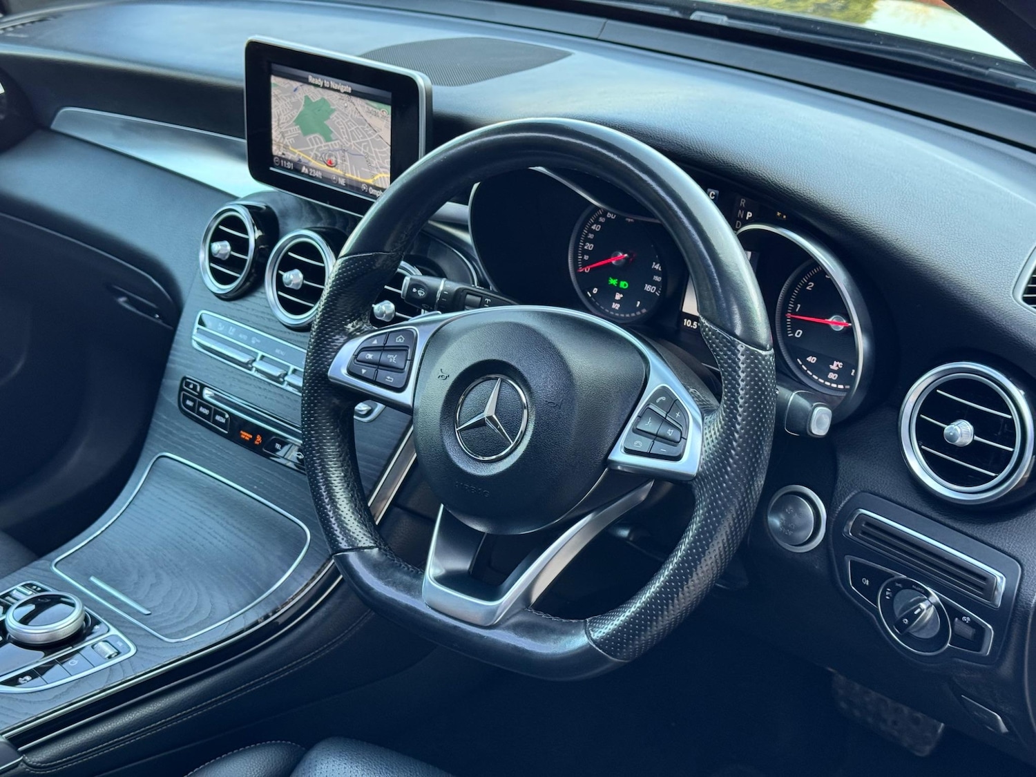 Used Mercedes-Benz GLC 2019 for sale - 76562315: Photo 45