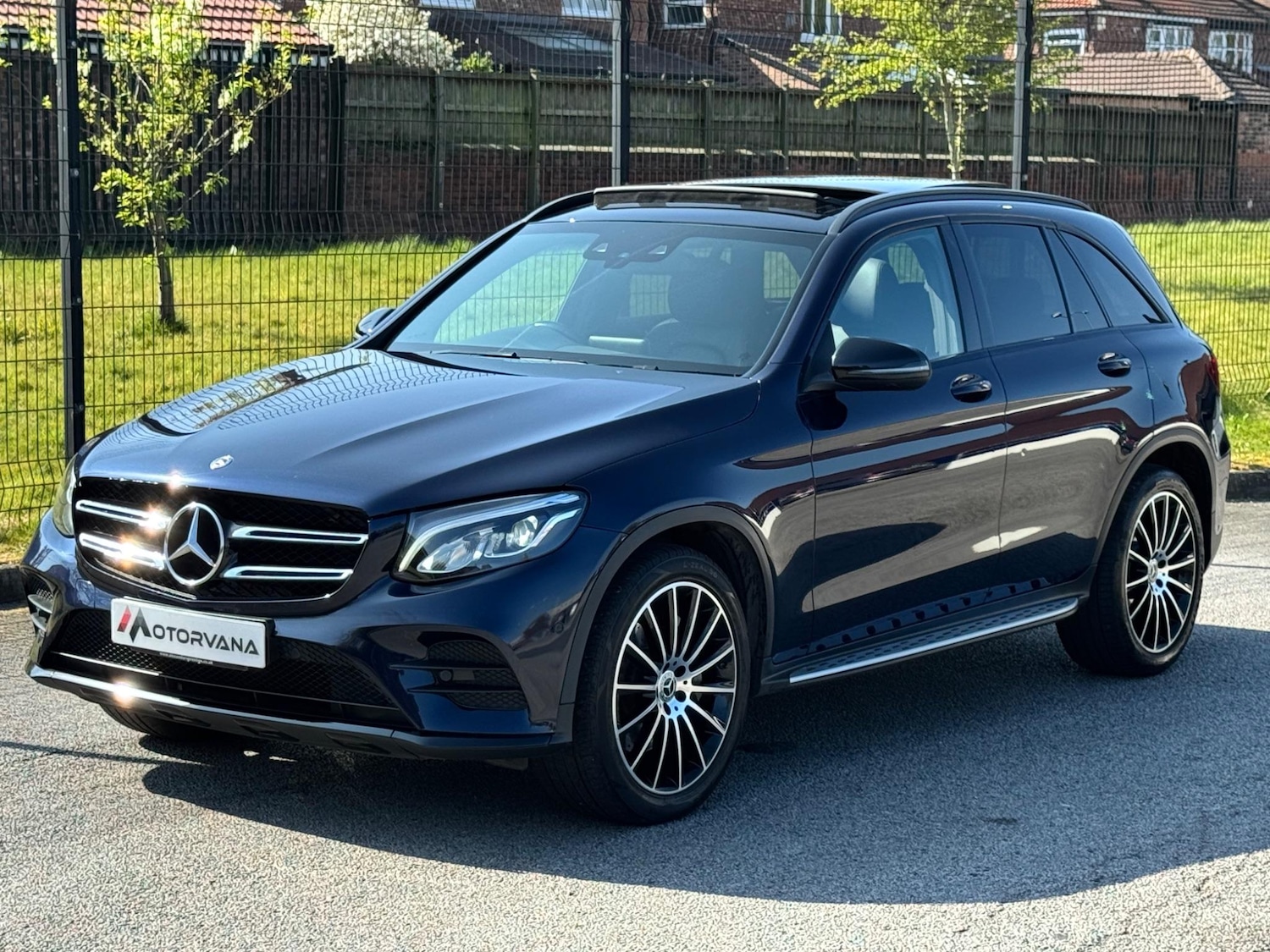 Used Mercedes-Benz GLC 2019 for sale - 76562315: Photo 8