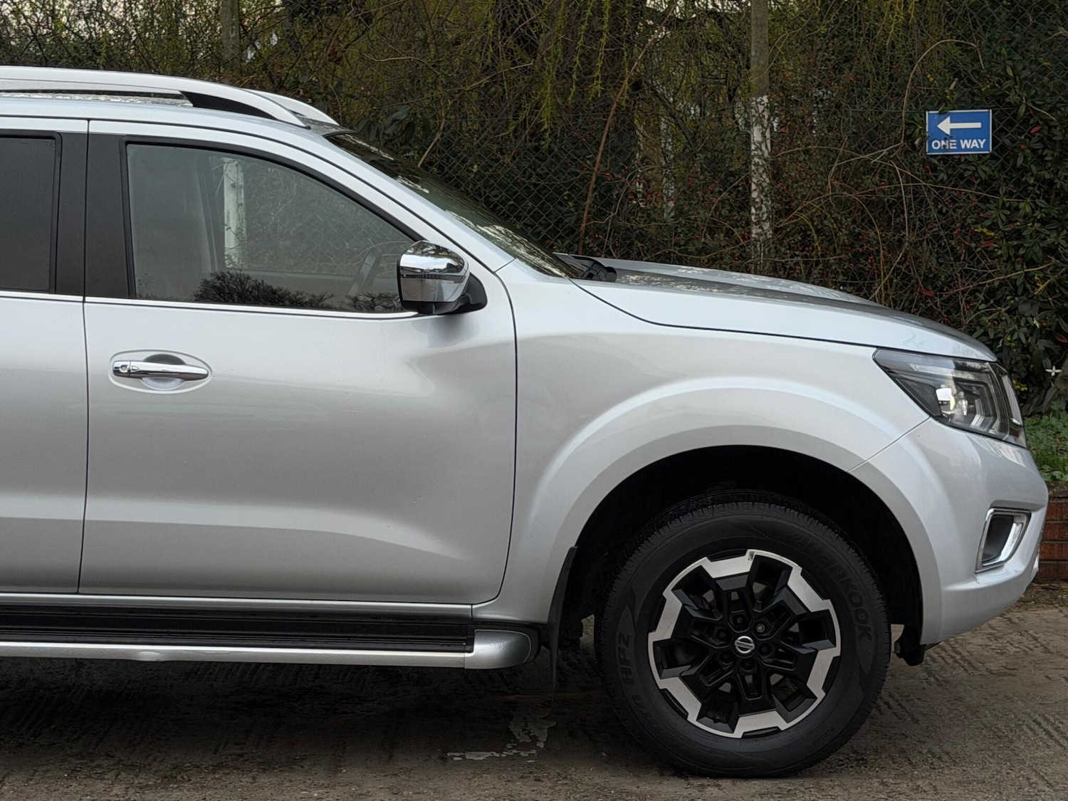 Used Nissan Navara 2021 for sale - 77387171: Photo 9