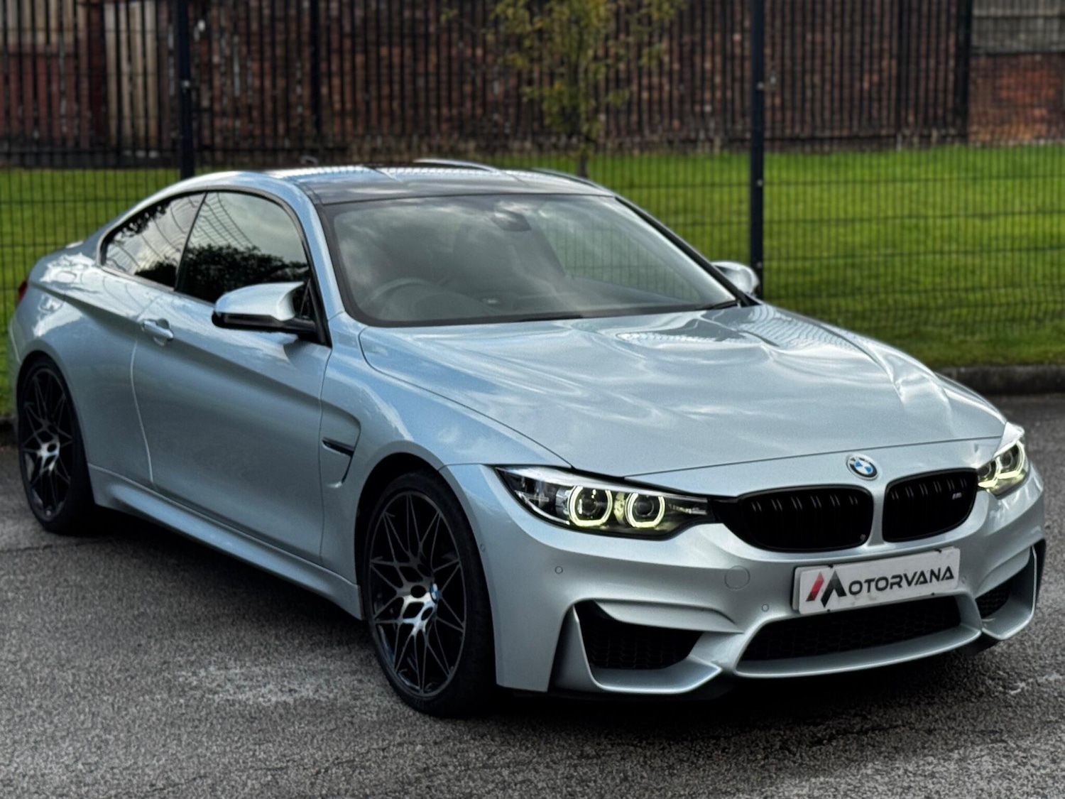 Used BMW M4 2018 for sale - 76560996: Photo 3