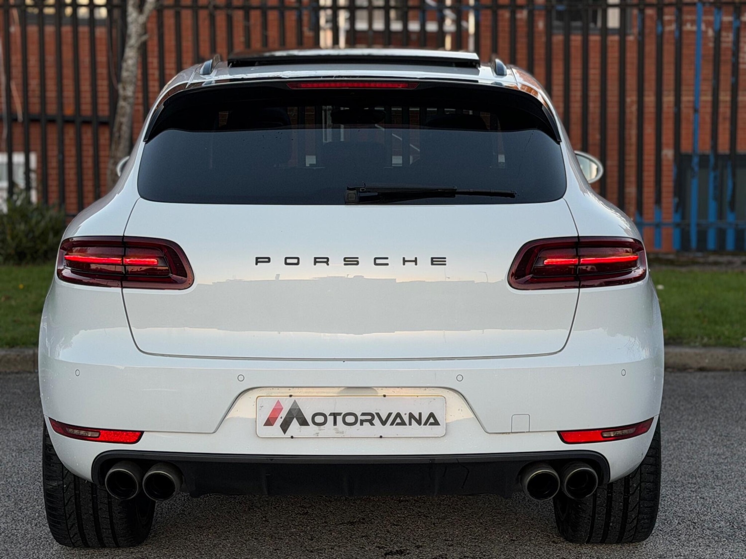 Used Porsche Macan 2016 for sale - 77305025: Photo 14