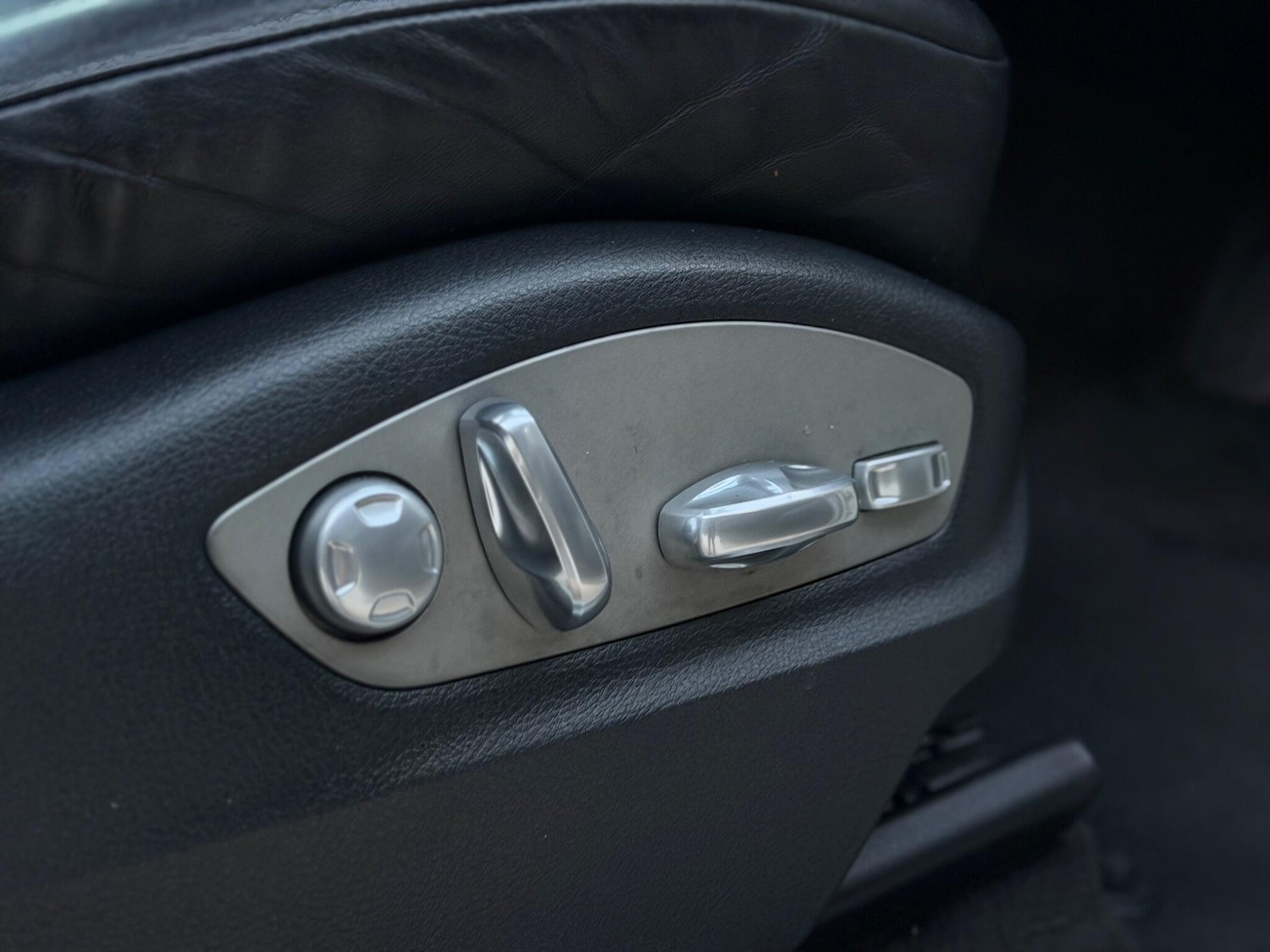 Used Porsche Macan 2016 for sale - 77305025: Photo 27