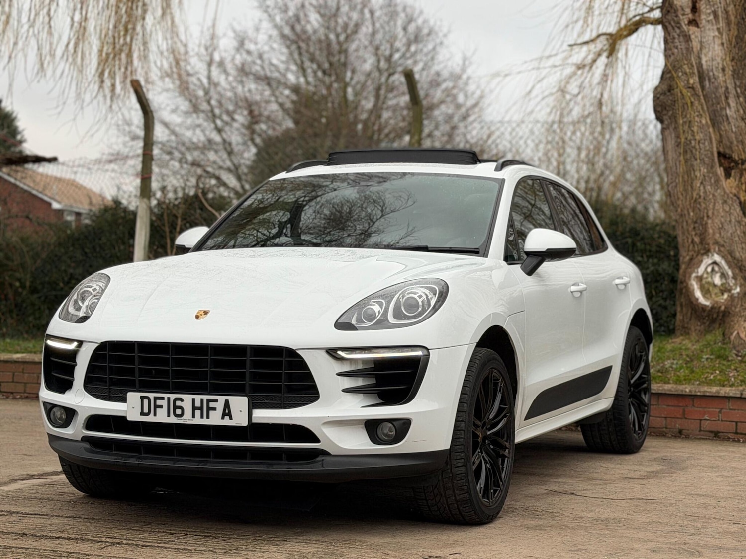 Used Porsche Macan 2016 for sale - 77305025: Photo 3