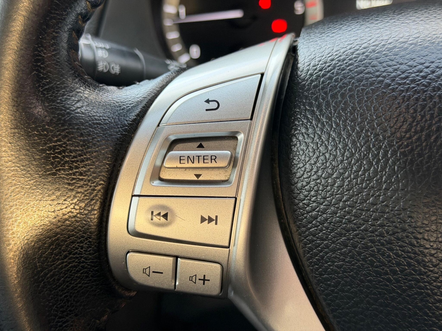 Used Nissan Navara 2019 for sale - 76752671: Photo 15