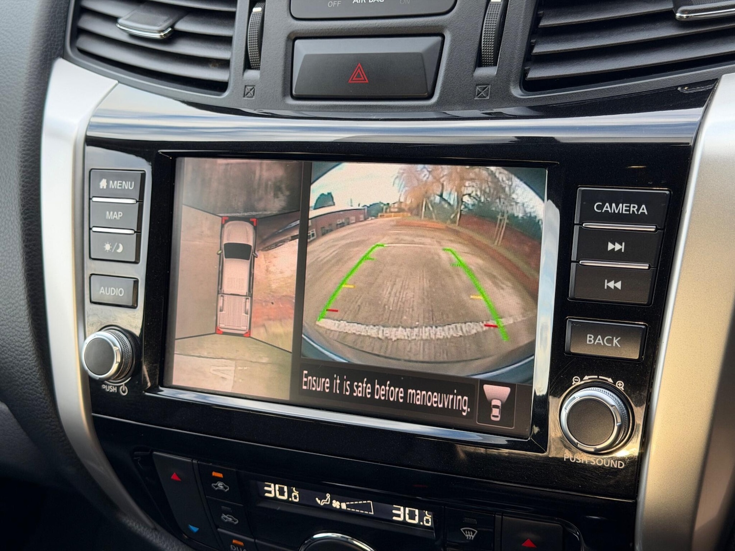 Used Nissan Navara 2019 for sale - 76752671: Photo 24