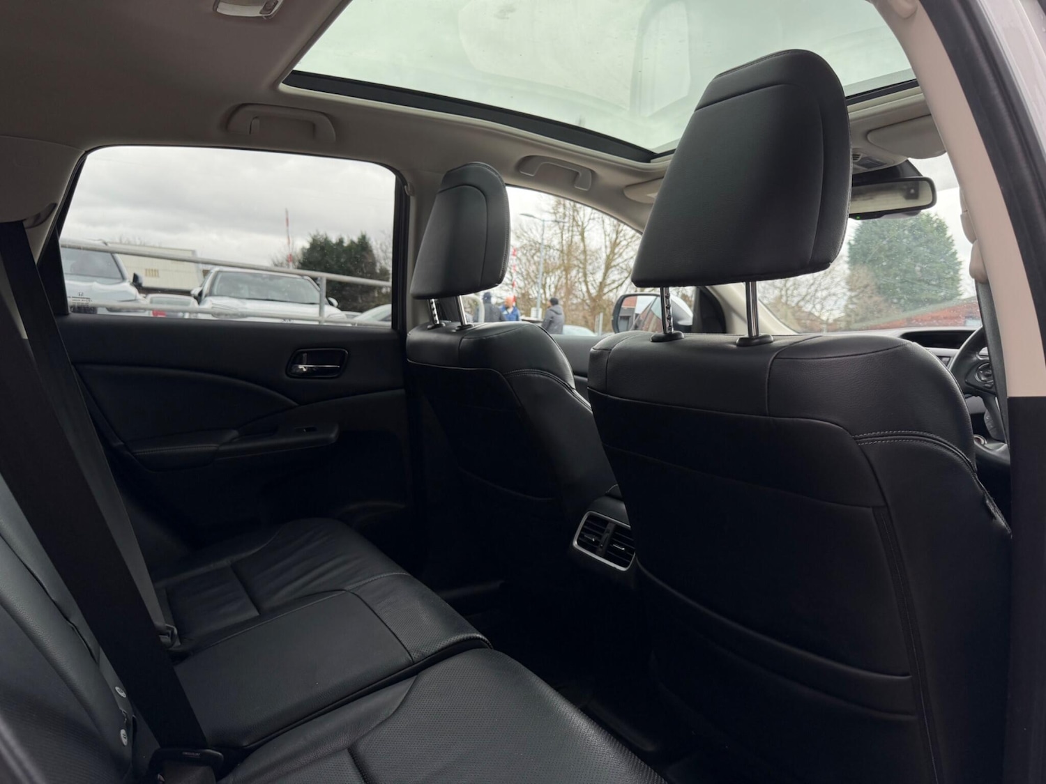 Used Honda CR-V 2015 for sale - 77538125: Photo 22