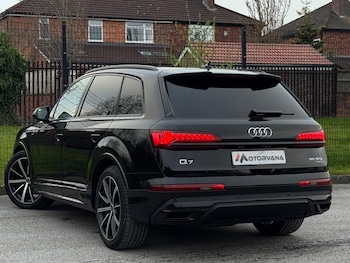 Used Audi Q7 2024 for sale - 79553435: Photo