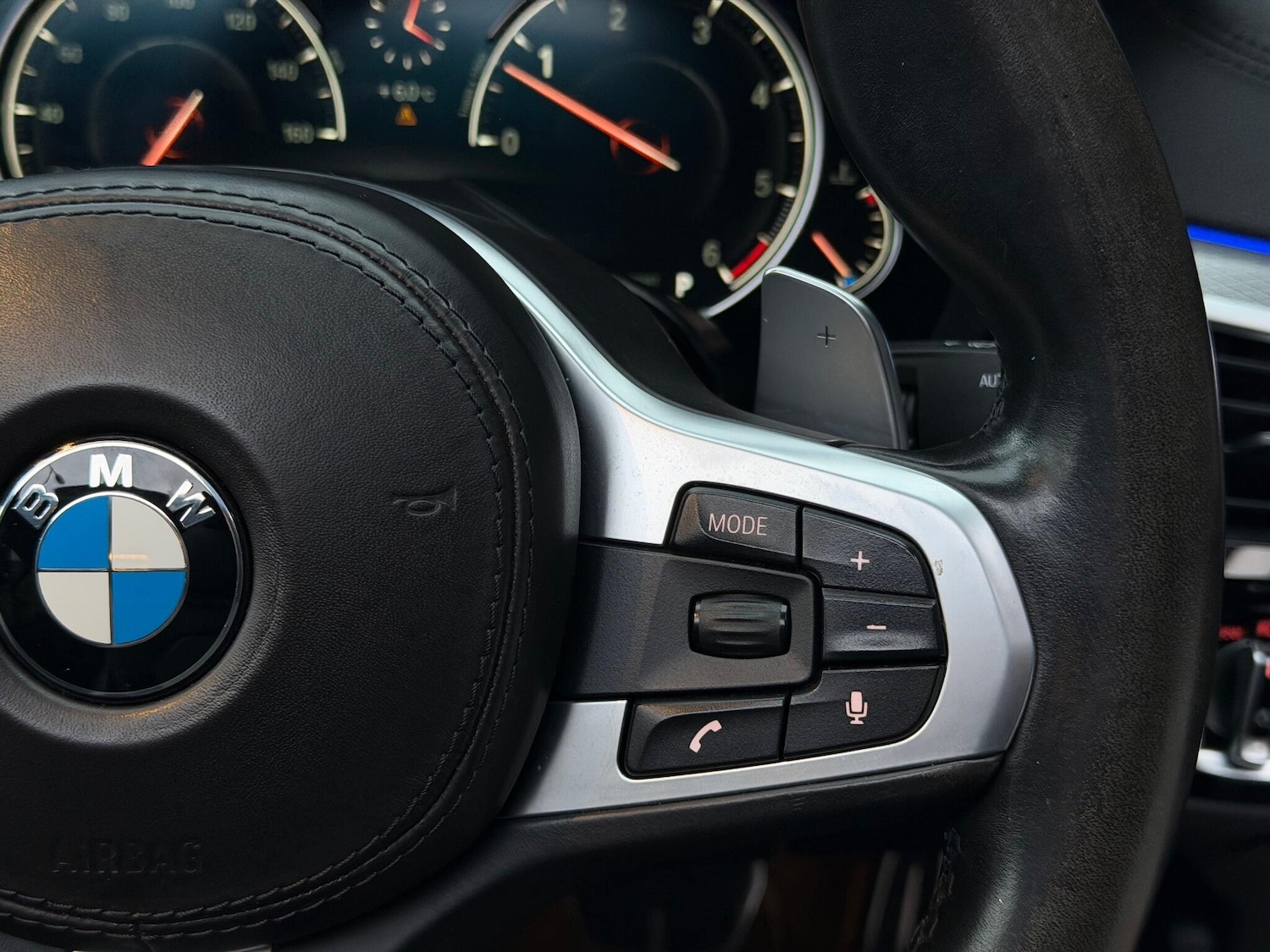 Used BMW 5 Series 2017 for sale - 77074849: Photo 32