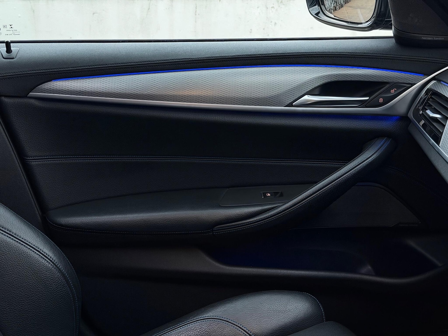 Used BMW 5 Series 2017 for sale - 77074849: Photo 40