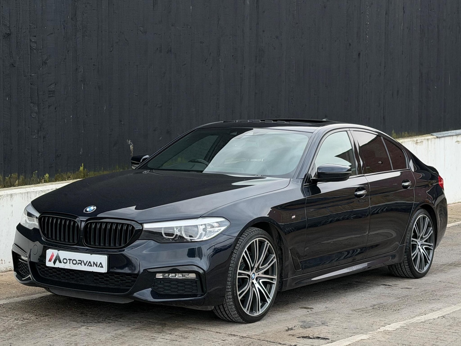 Used BMW 5 Series 2017 for sale - 77074849: Photo 9