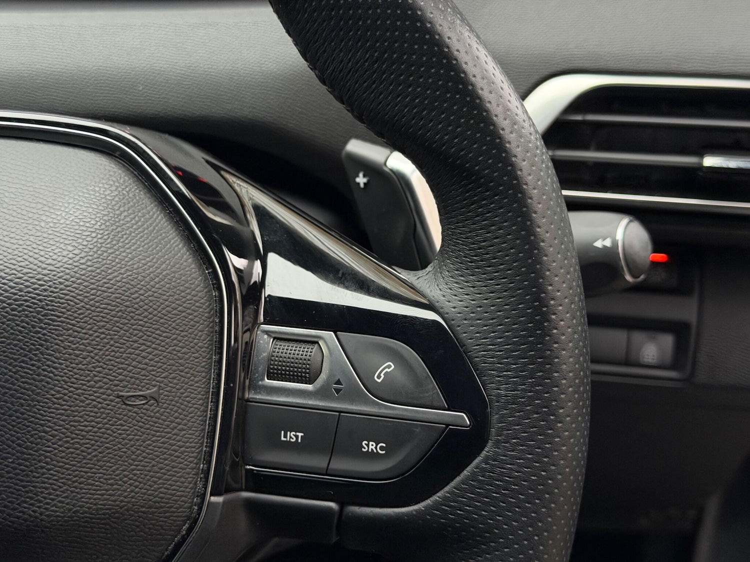 Used Peugeot 5008 2023 for sale - 77331292: Photo 28