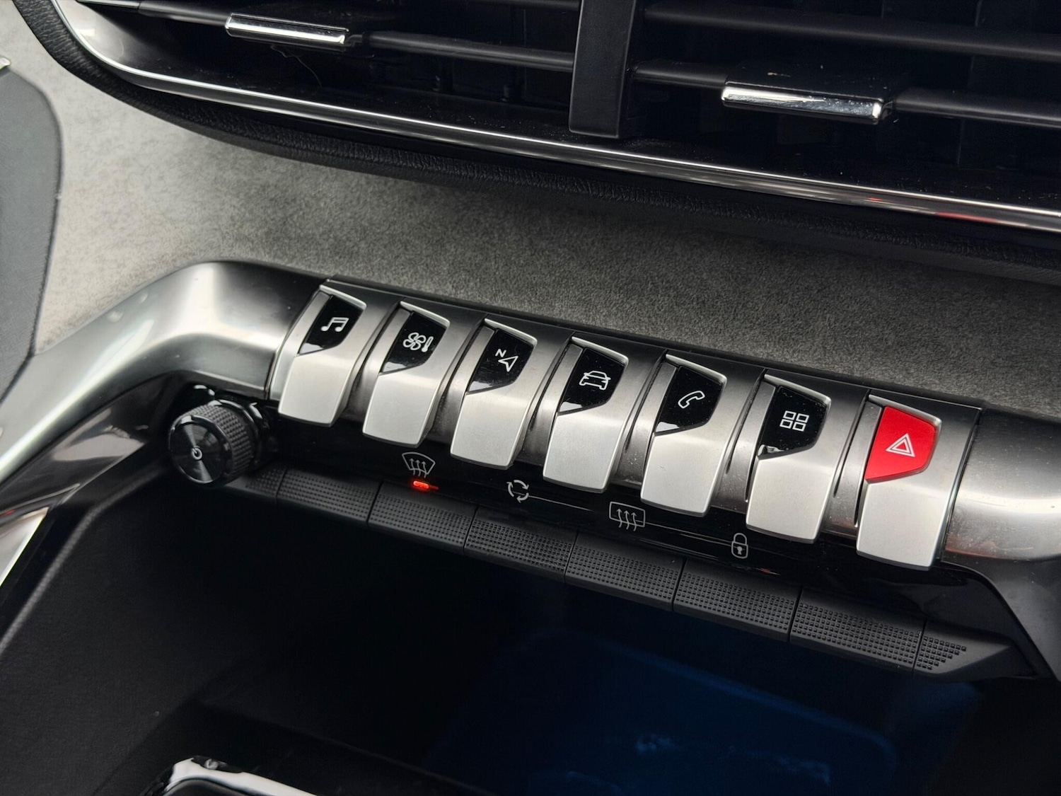 Used Peugeot 5008 2023 for sale - 77331292: Photo 46