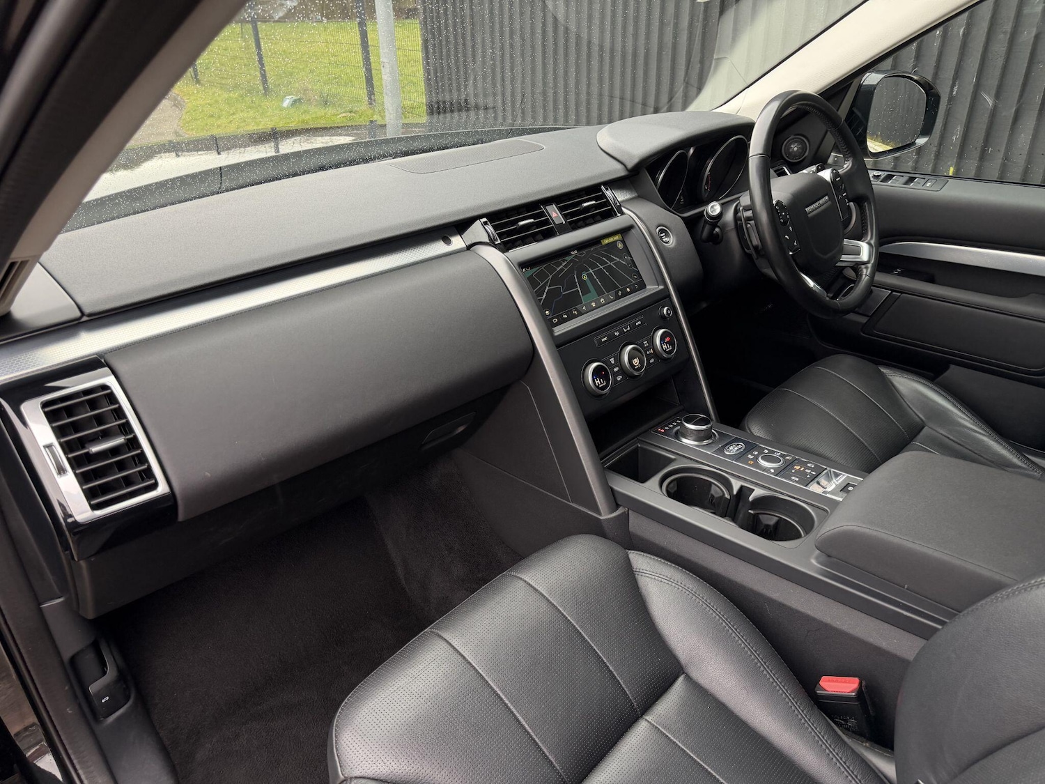 Used Land Rover Discovery 2020 for sale - 77479551: Photo 32