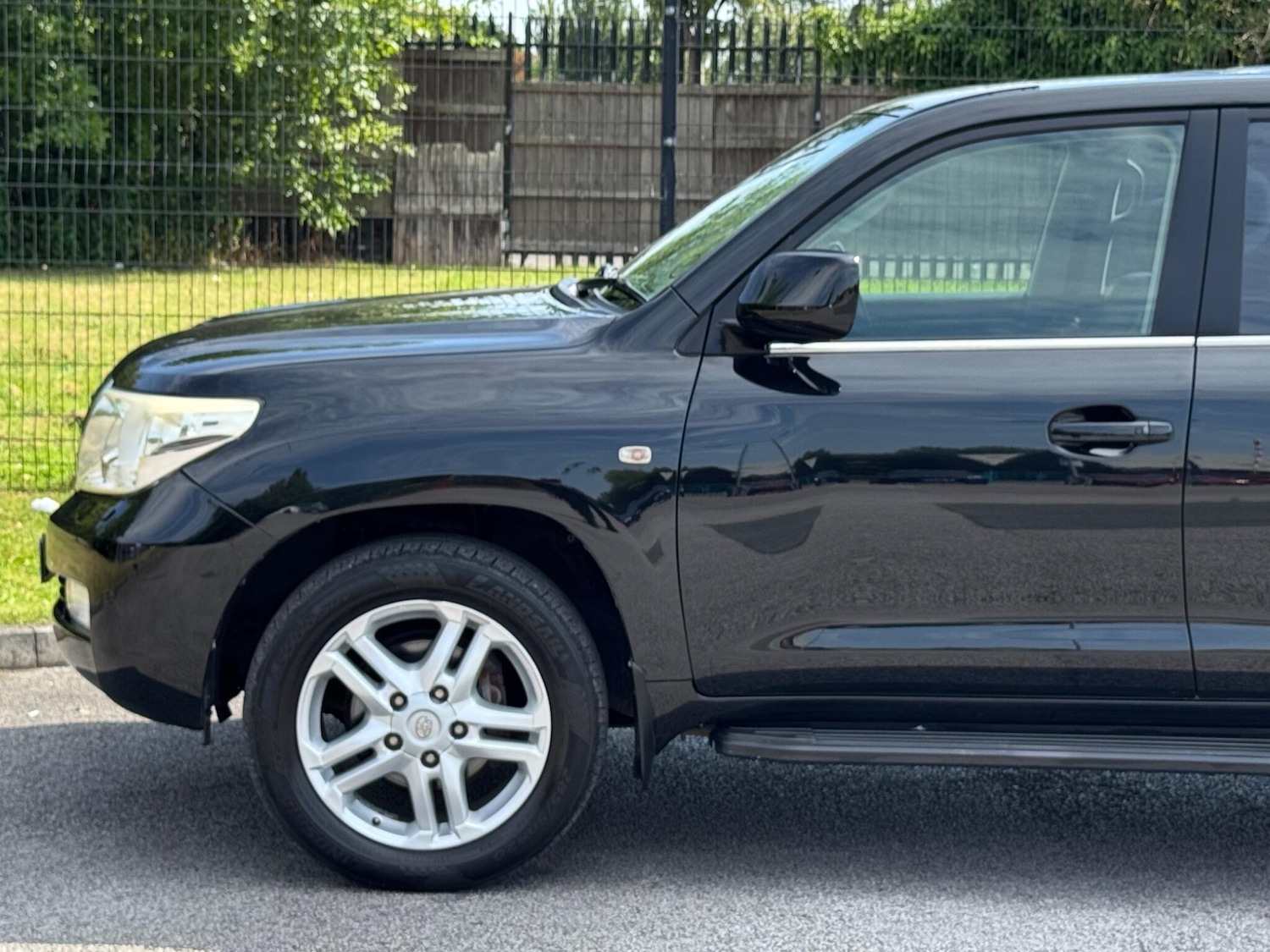 Used Toyota Land Cruiser 2010 for sale - 76561758: Photo 10