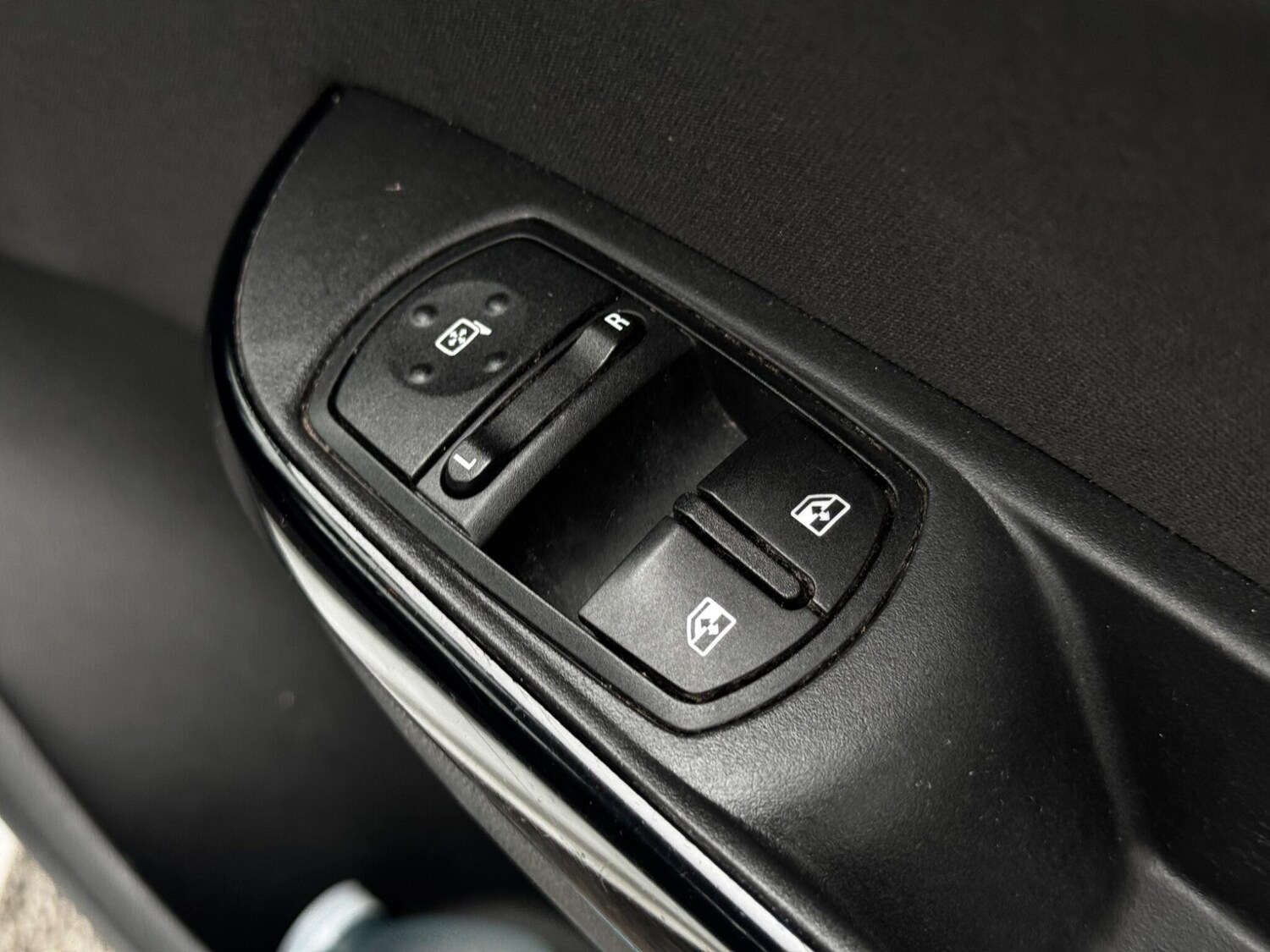 Used Vauxhall Corsa 2017 for sale - 76560870: Photo 15