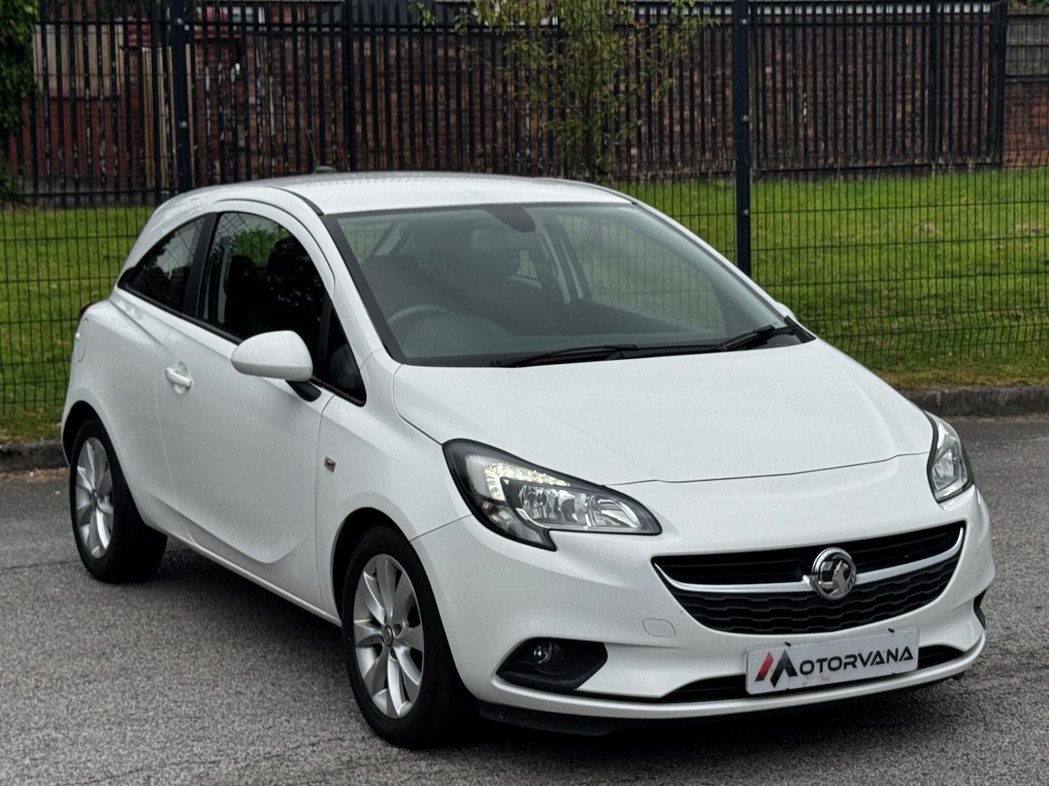 Used Vauxhall Corsa 2017 for sale - 76560870: Photo 6