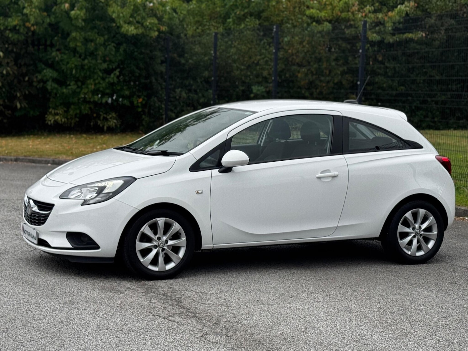 Used Vauxhall Corsa 2017 for sale - 76560870: Photo 7