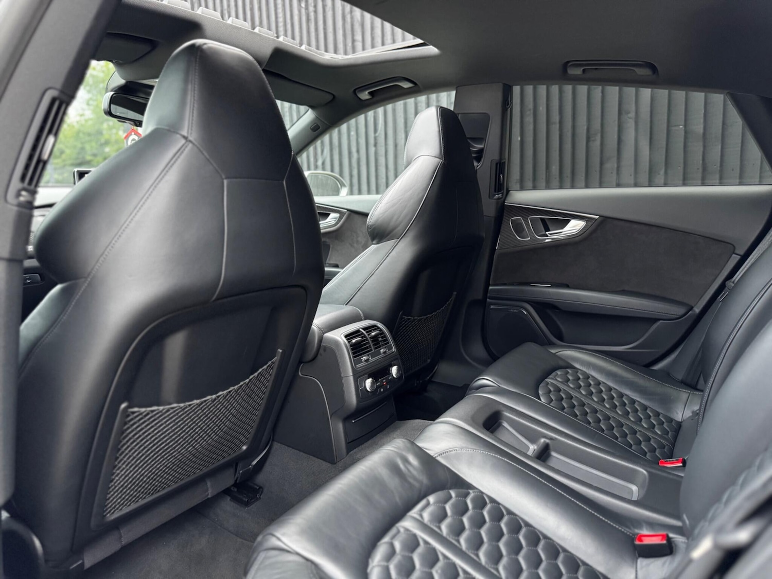 Used Audi RS7 2017 for sale - 76560992: Photo 31