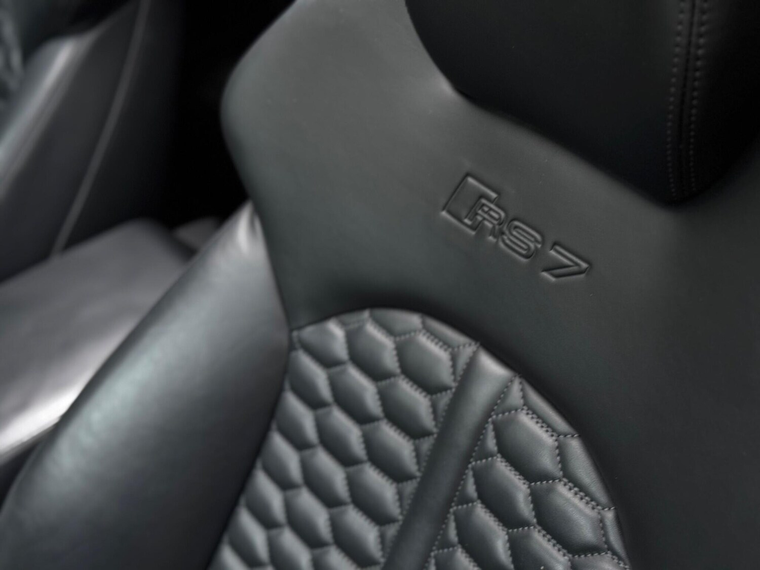 Used Audi RS7 2017 for sale - 76560992: Photo 60