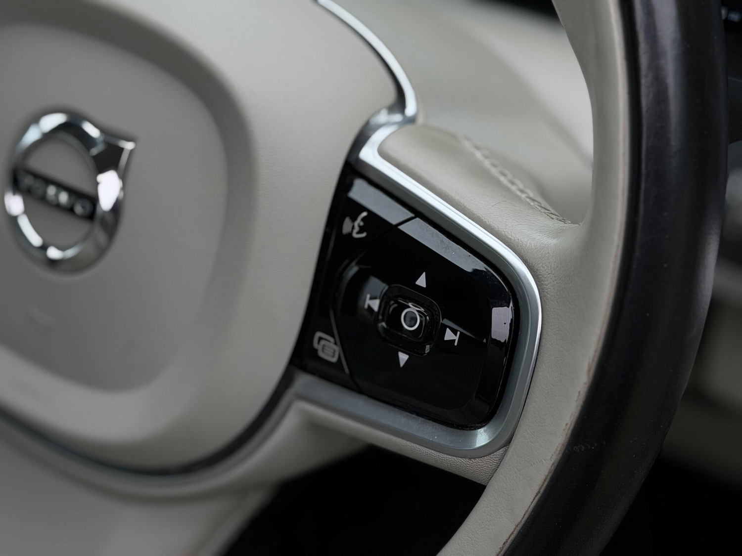 Used Volvo XC90 2018 for sale - 76989046: Photo 22