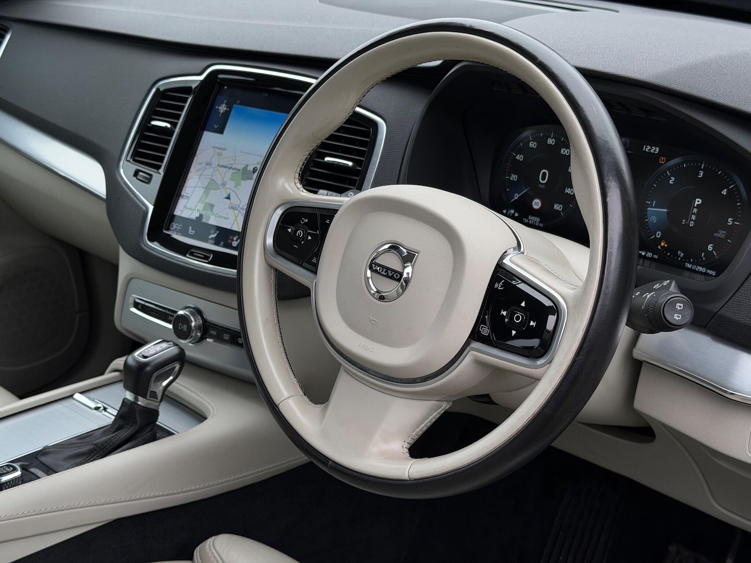 Used Volvo XC90 2018 for sale - 76989046: Photo 36