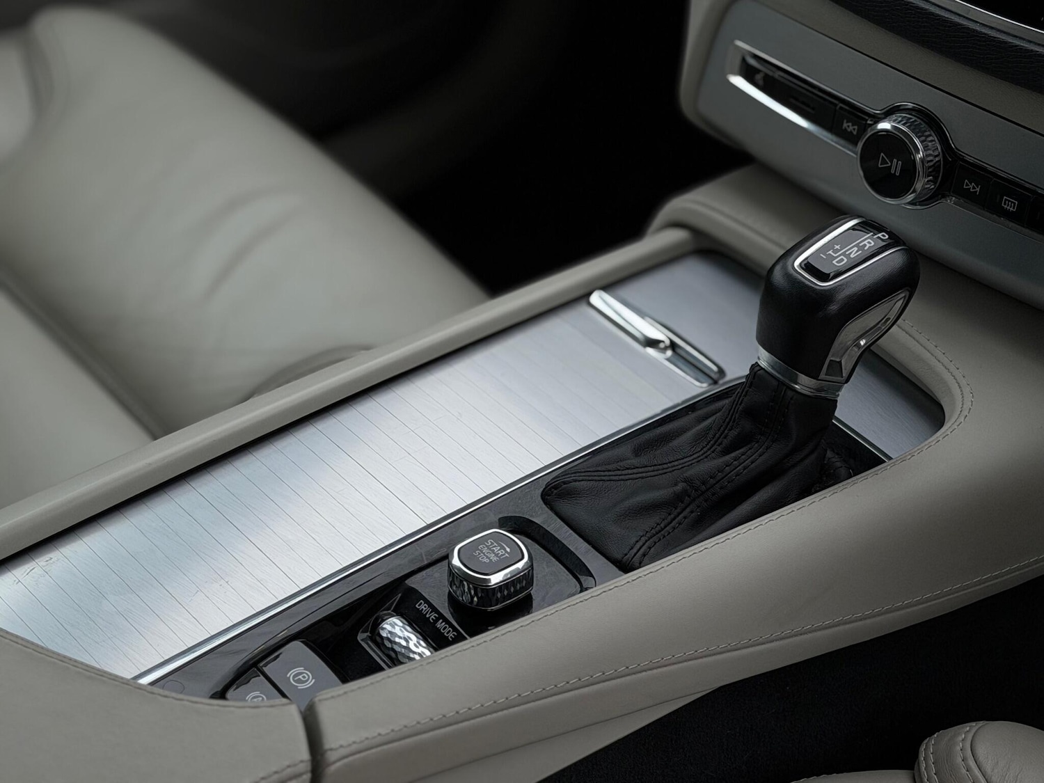 Used Volvo XC90 2018 for sale - 76989046: Photo 42