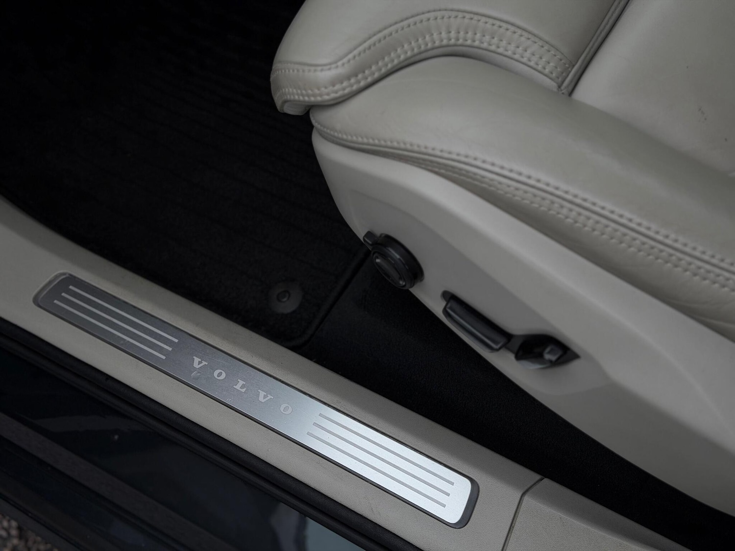 Used Volvo XC90 2018 for sale - 76989046: Photo 45