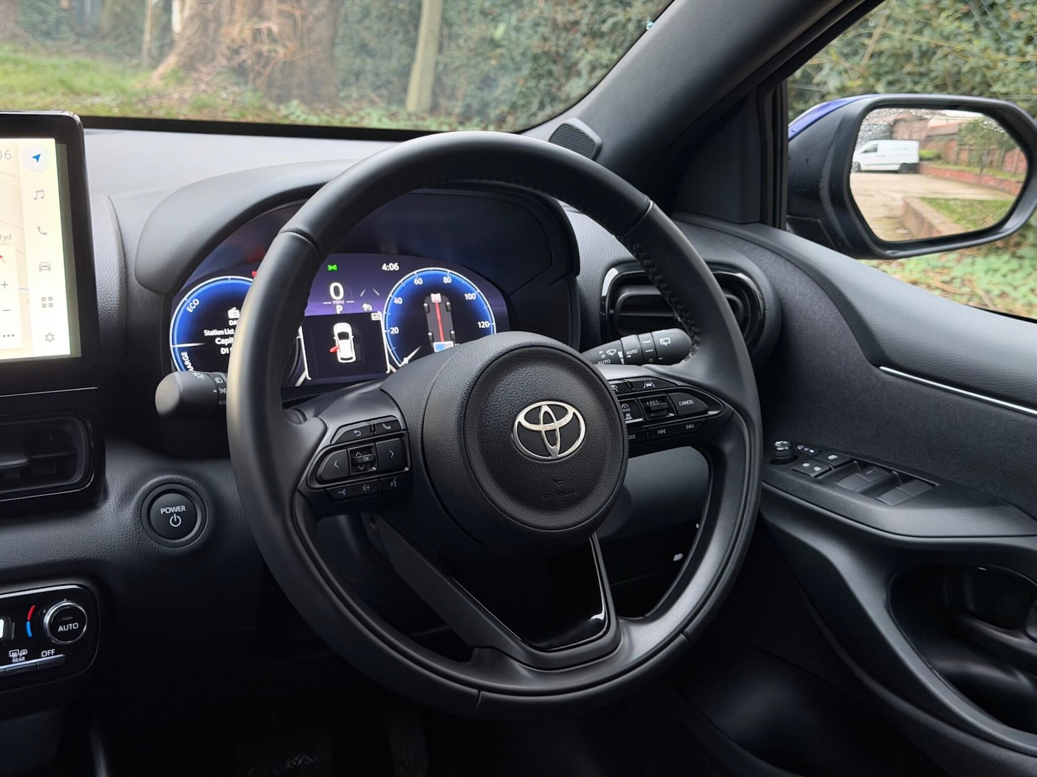 Used Toyota Yaris 2025 for sale - 77331225: Photo 39