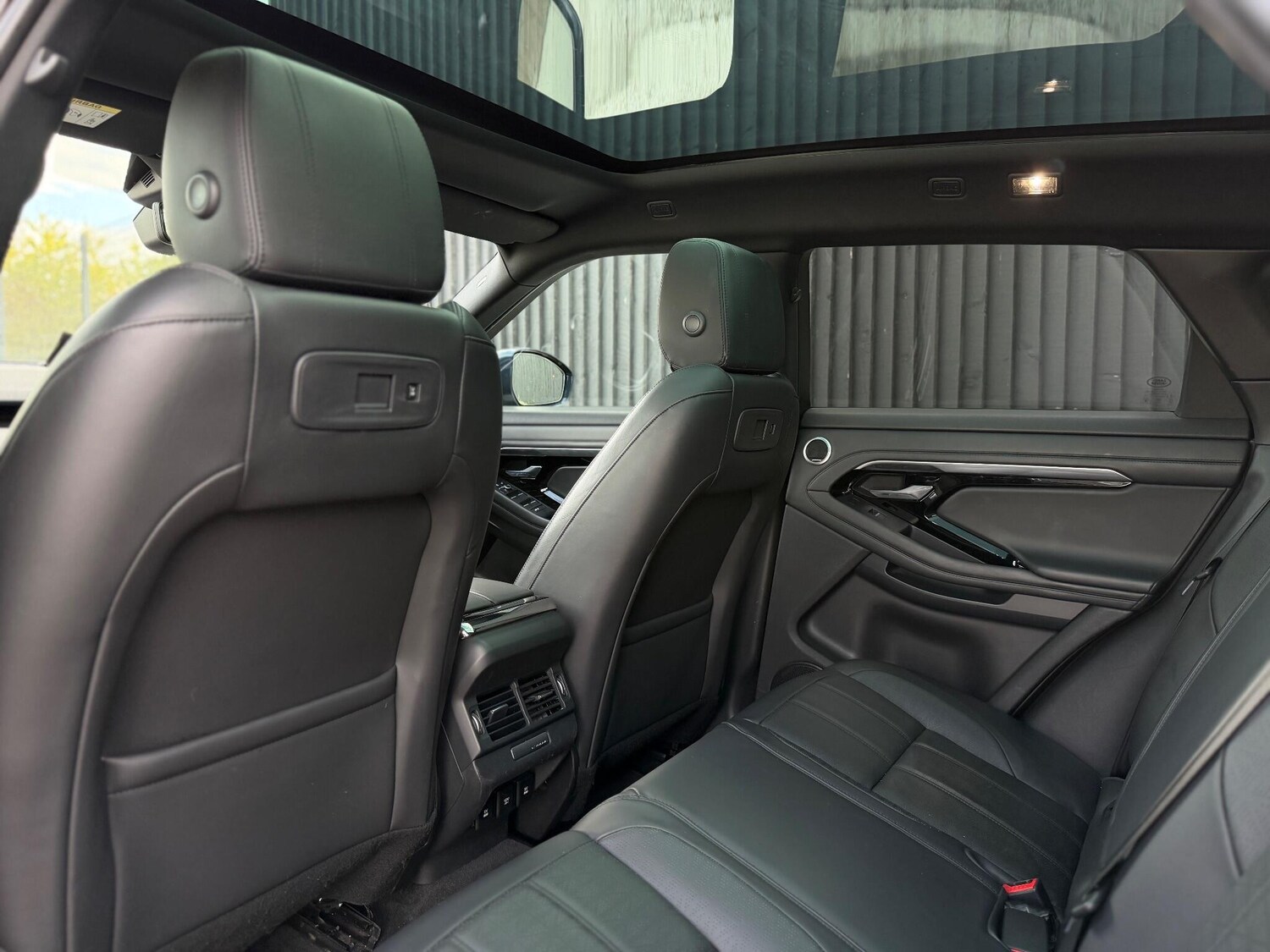 Used Land Rover Range Rover Evoque 2019 for sale - 76562328: Photo 25