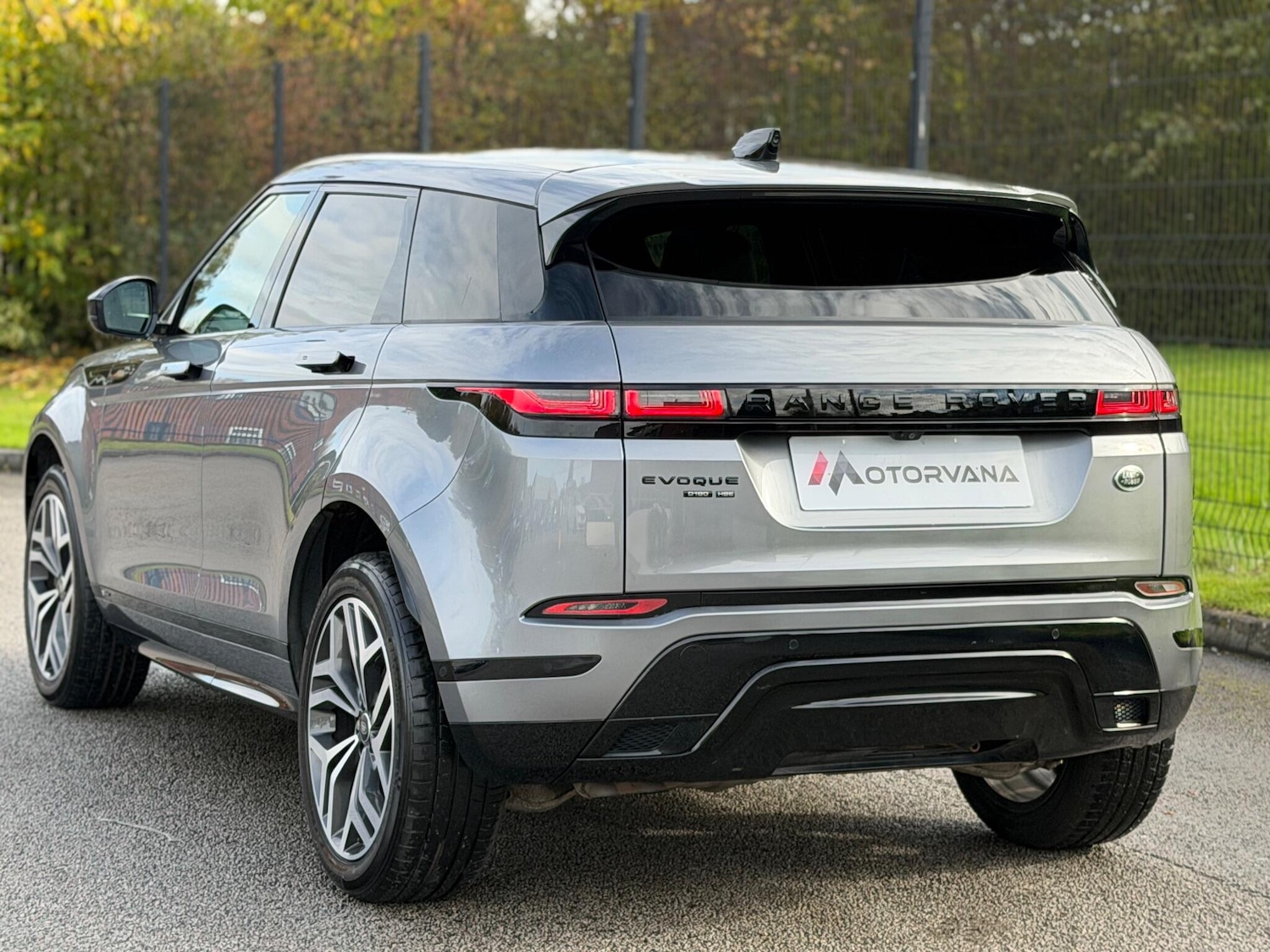 Used Land Rover Range Rover Evoque 2019 for sale - 76562328: Photo 4