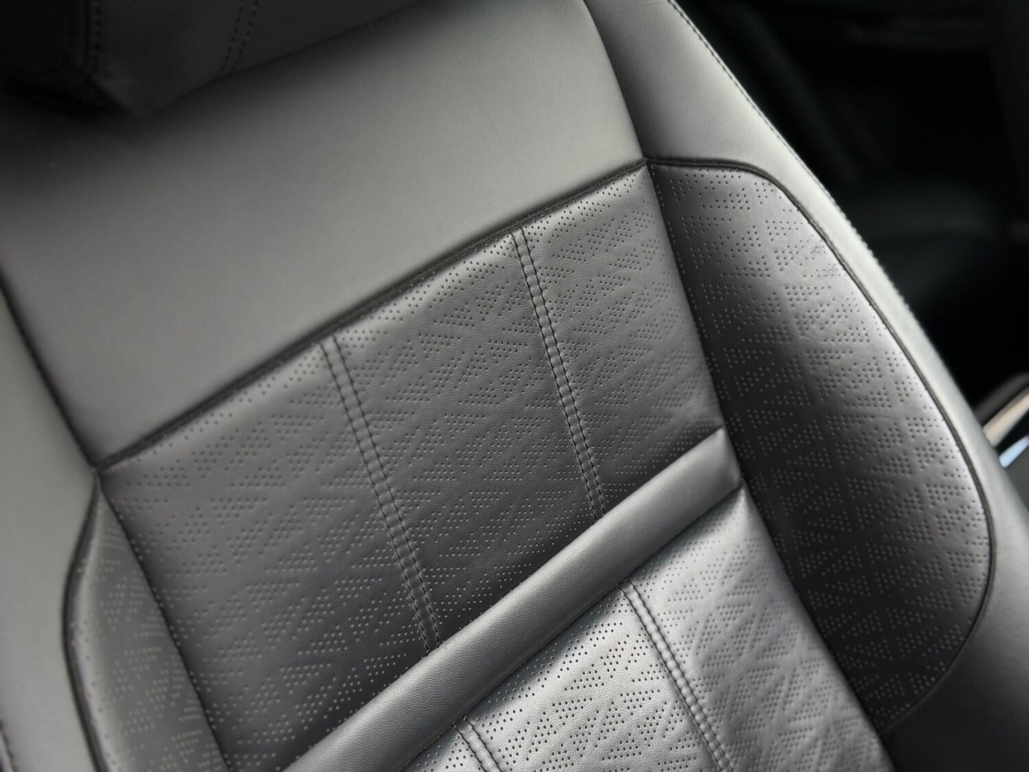 Used Land Rover Range Rover Evoque 2019 for sale - 76562328: Photo 44