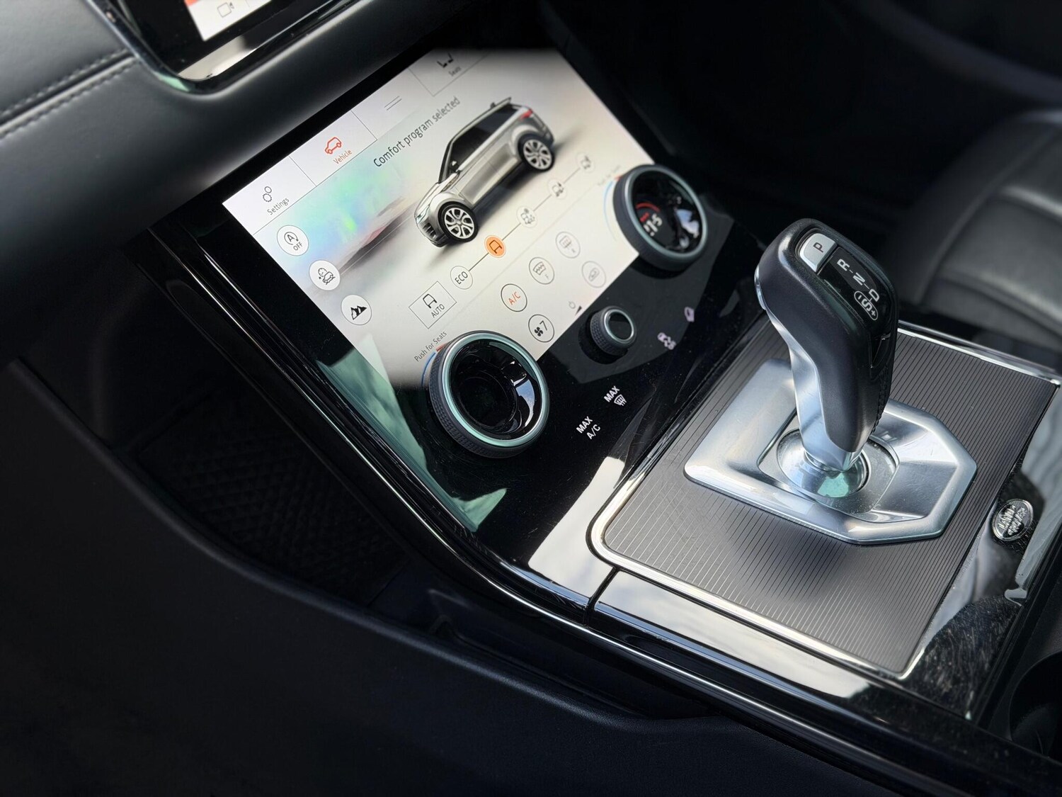 Used Land Rover Range Rover Evoque 2019 for sale - 76562328: Photo 53