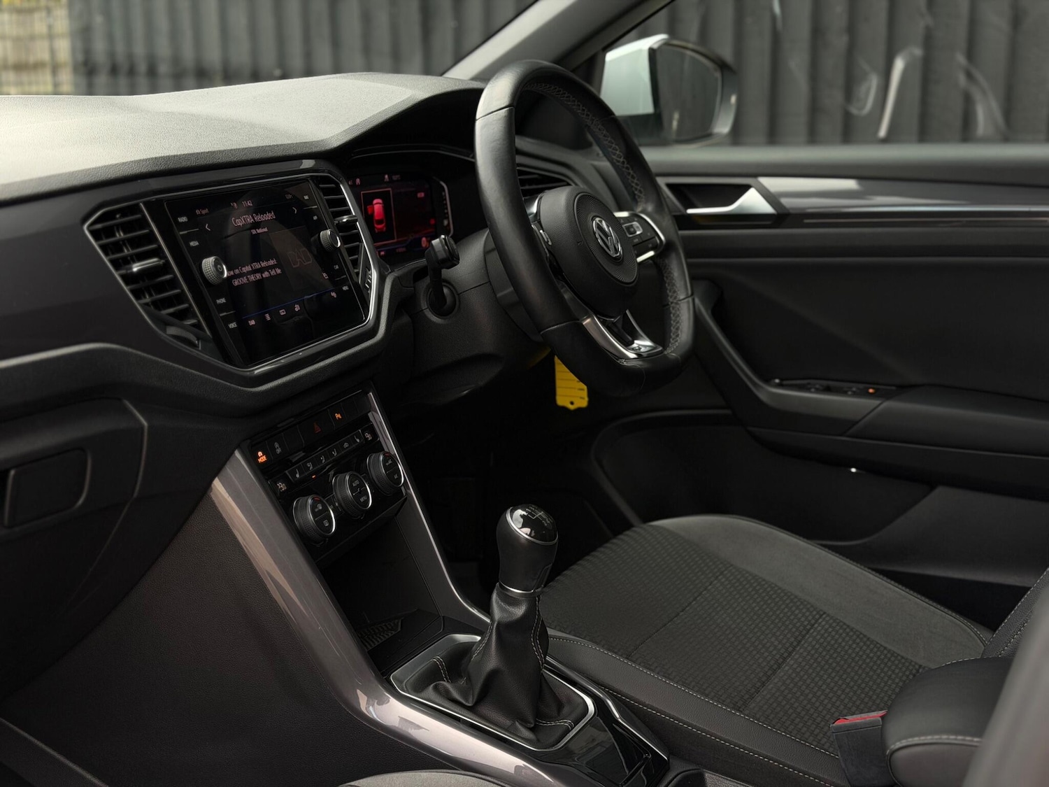 Used Volkswagen T-Roc 2020 for sale - 76991650: Photo 21