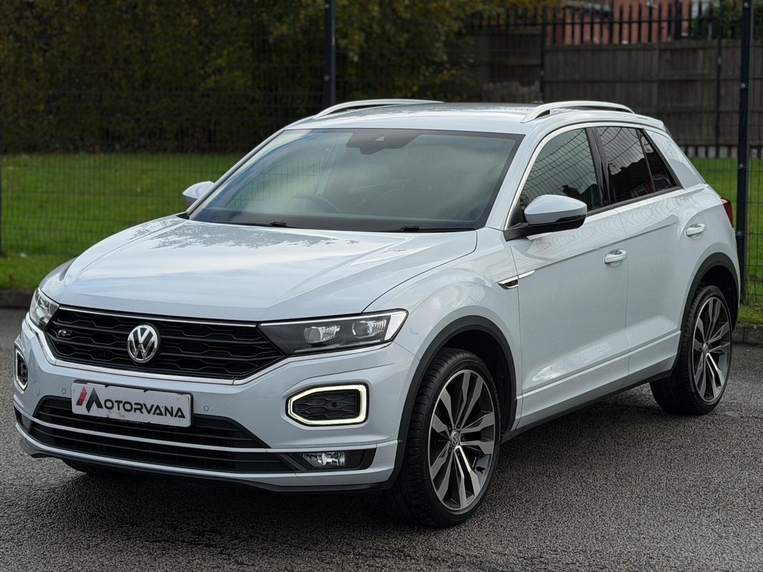 Used Volkswagen T-Roc 2020 for sale - 76991650: Photo 3