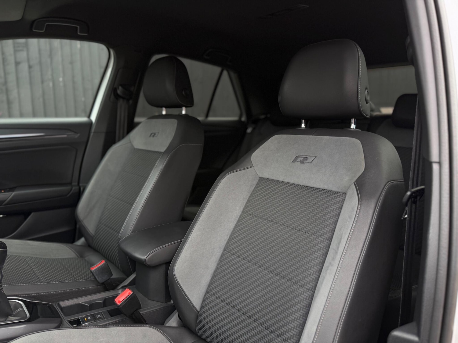 Used Volkswagen T-Roc 2020 for sale - 76991650: Photo 44