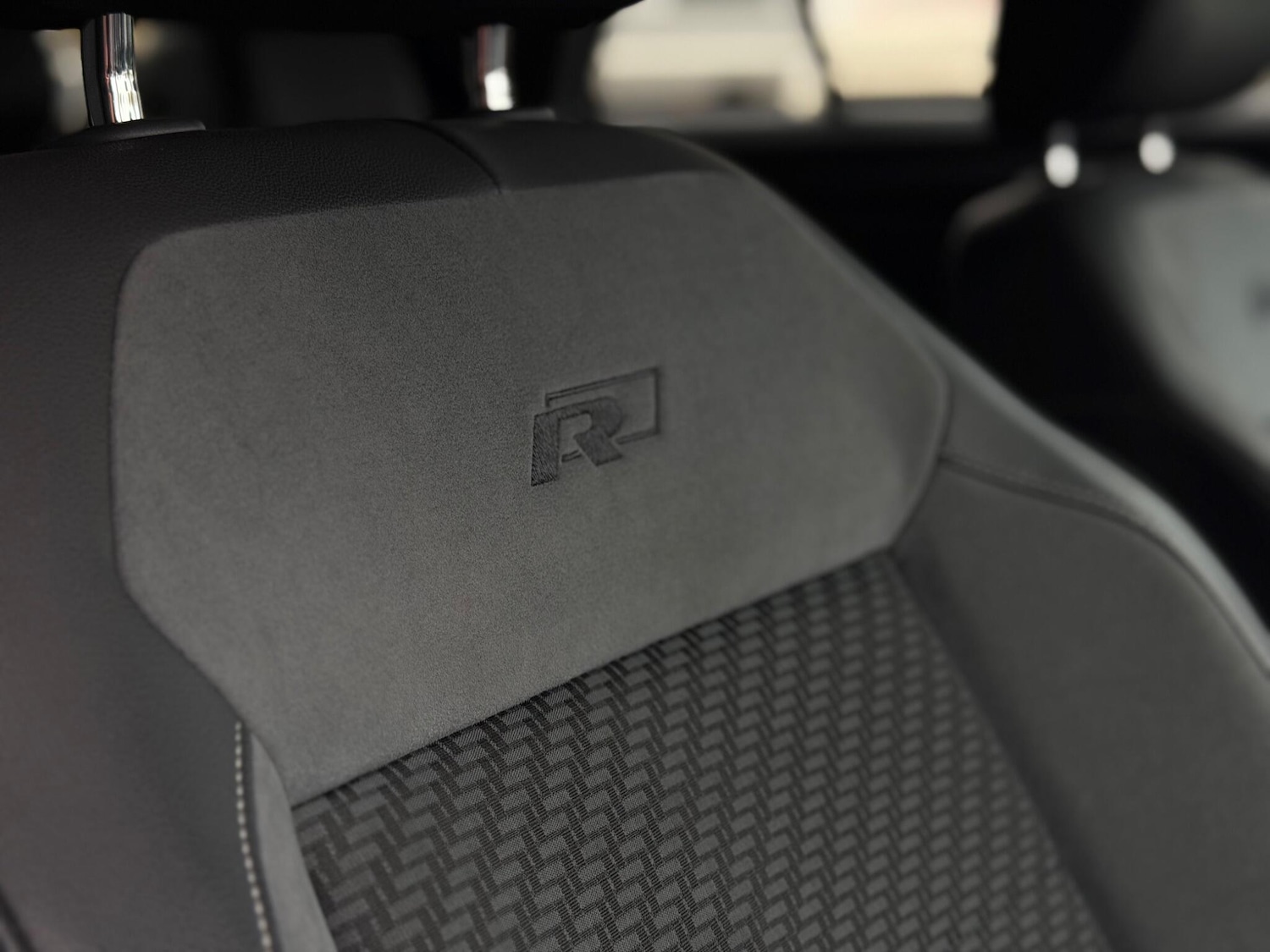 Used Volkswagen T-Roc 2020 for sale - 76991650: Photo 50