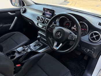 Used Mercedes-Benz X Class 2019 for sale - 79553198: Photo